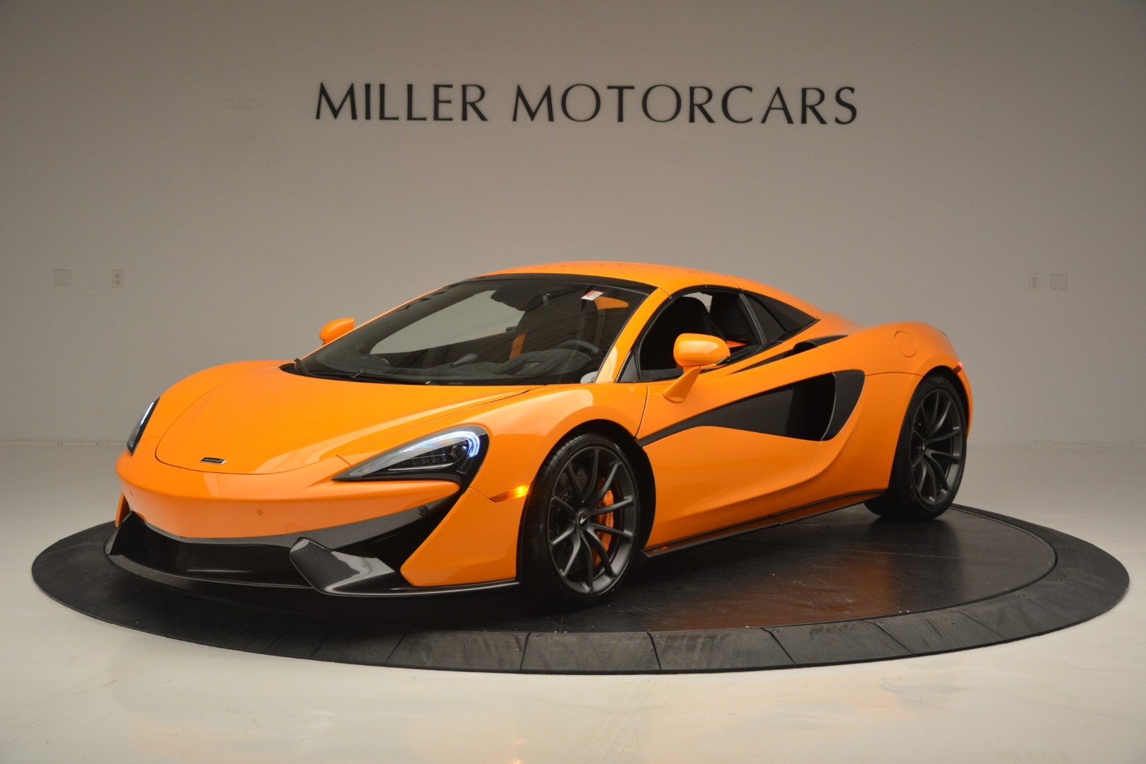 Used-2019-McLaren-570S-Spider