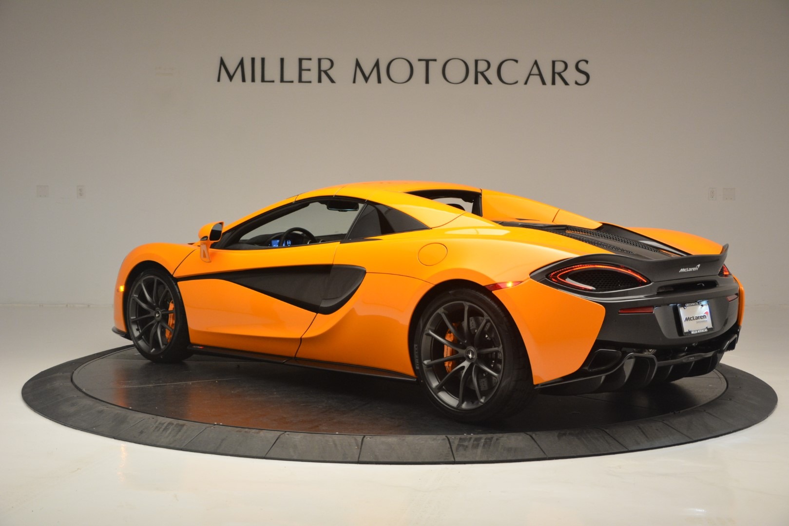 Used-2019-McLaren-570S-Spider