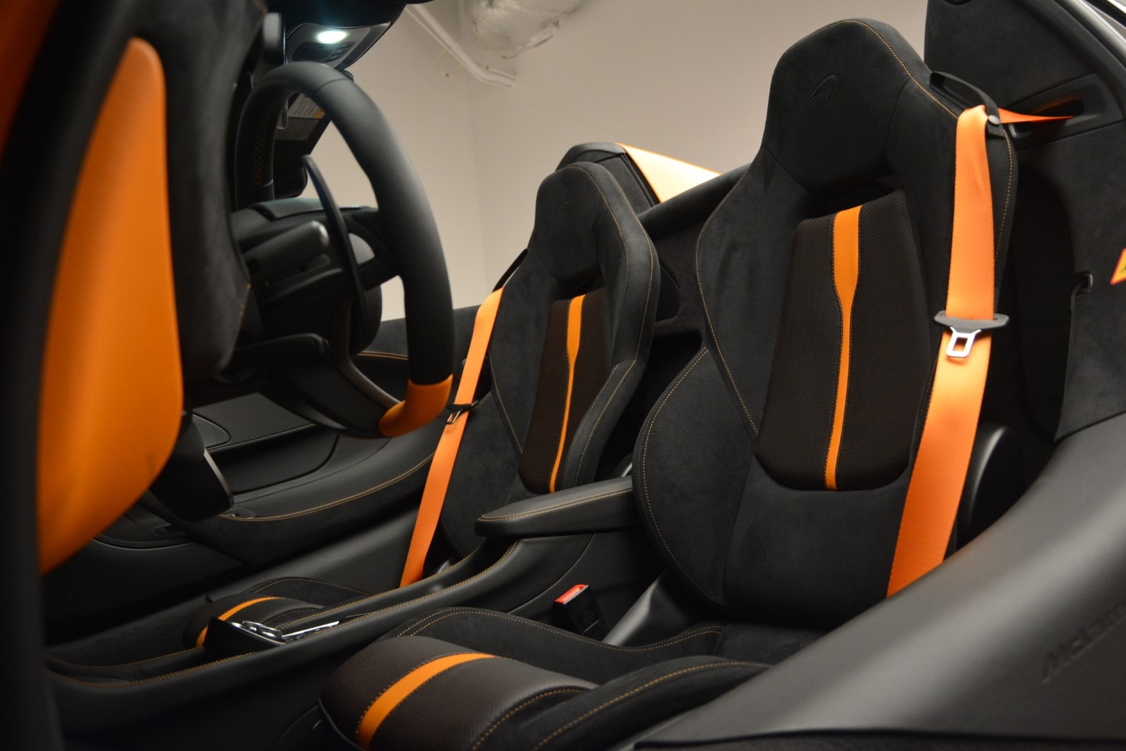 Used-2019-McLaren-570S-Spider