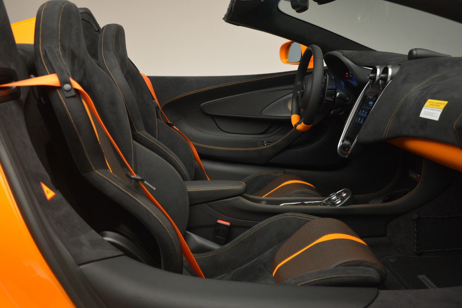 Used-2019-McLaren-570S-Spider