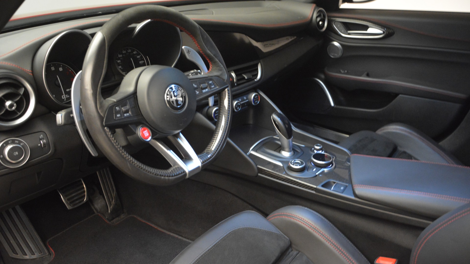 Used-2017-Alfa-Romeo-Giulia-Quadrifoglio