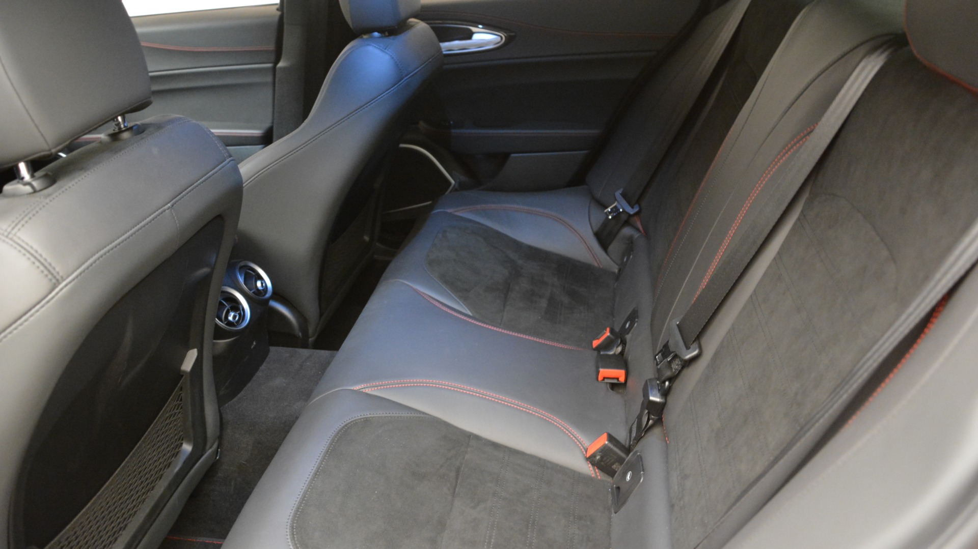 Used-2017-Alfa-Romeo-Giulia-Quadrifoglio