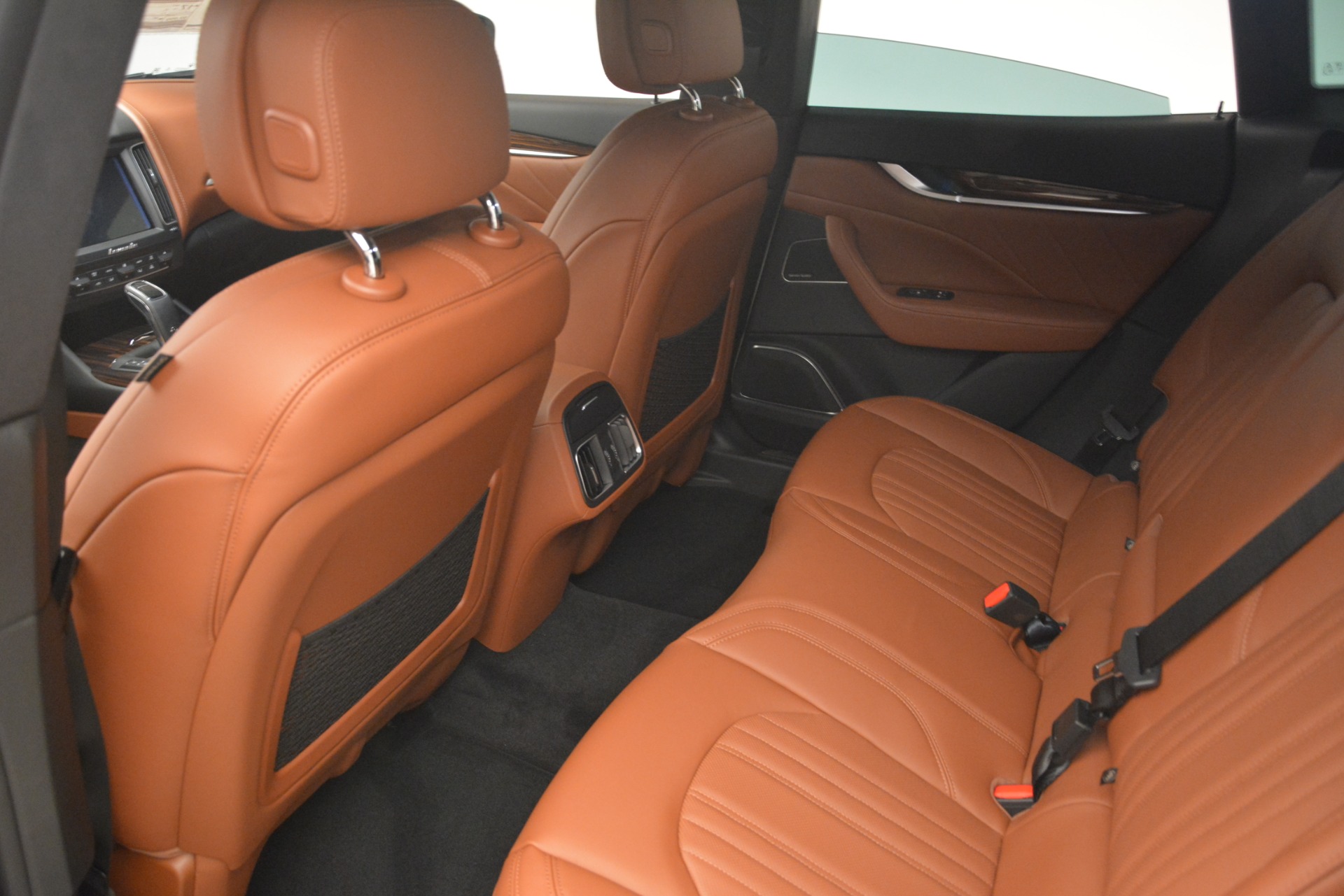 New-2019-Maserati-Levante-Q4-GranLusso