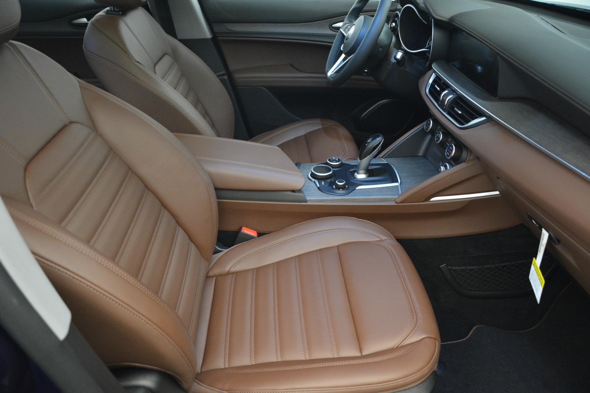 New-2019-Alfa-Romeo-Stelvio-Ti-Sport-Q4