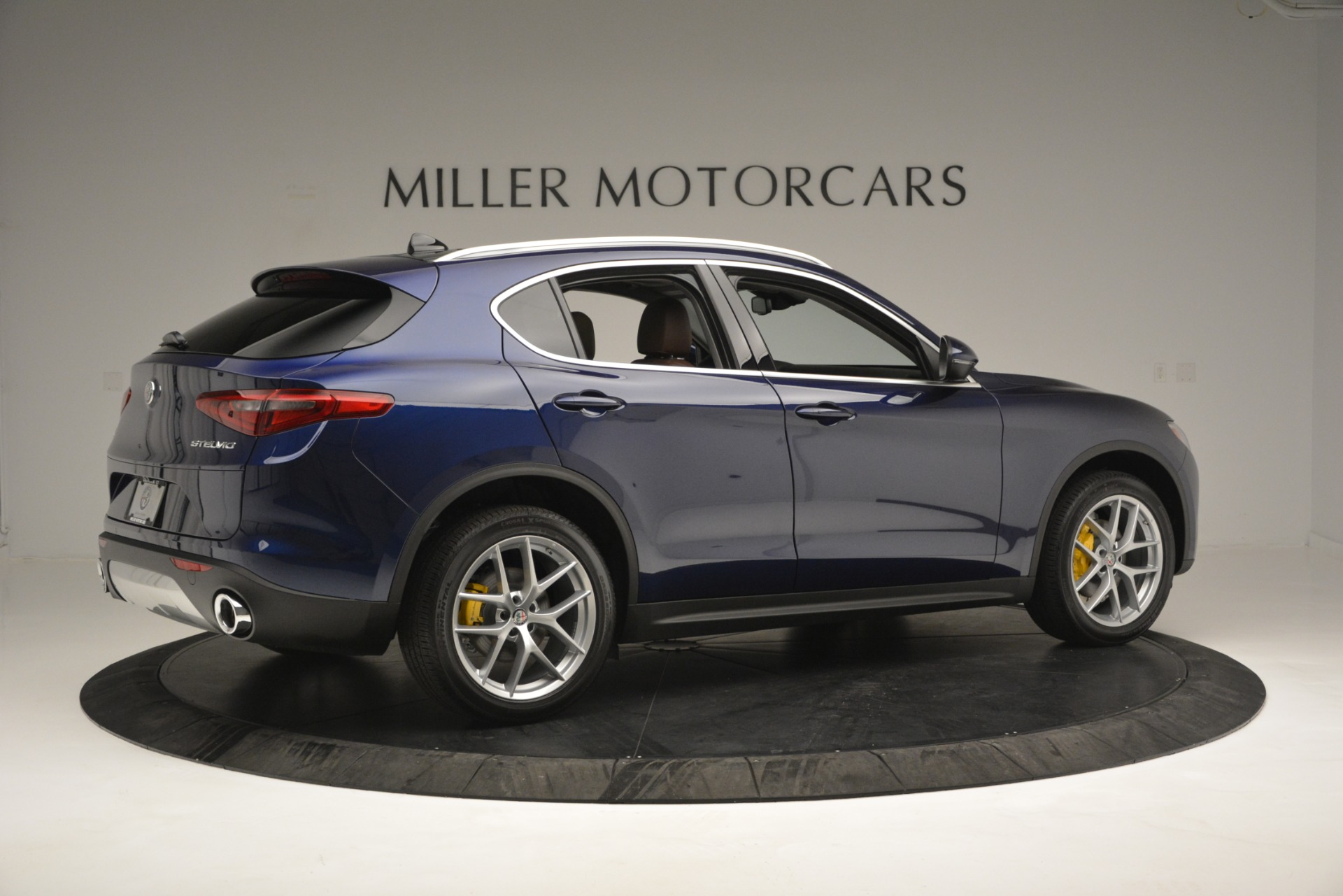 New-2019-Alfa-Romeo-Stelvio-Ti-Sport-Q4