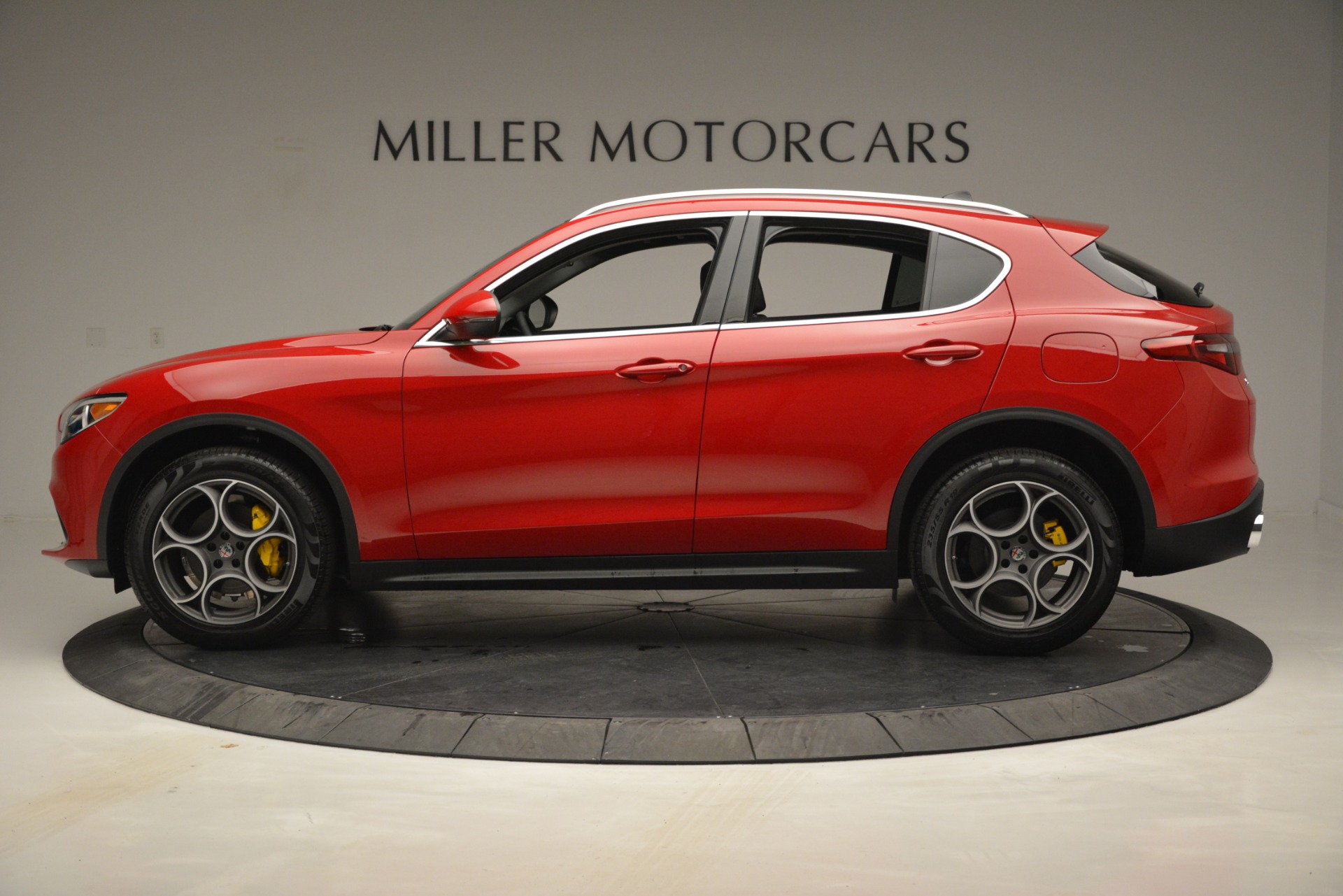 New-2019-Alfa-Romeo-Stelvio-Q4