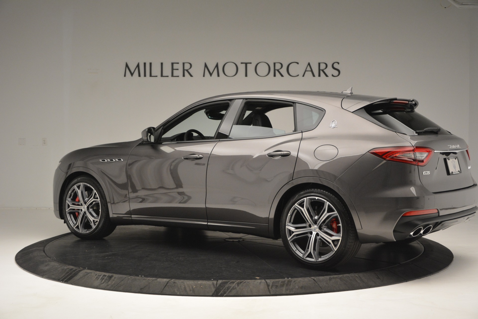 New-2019-Maserati-Levante-GTS