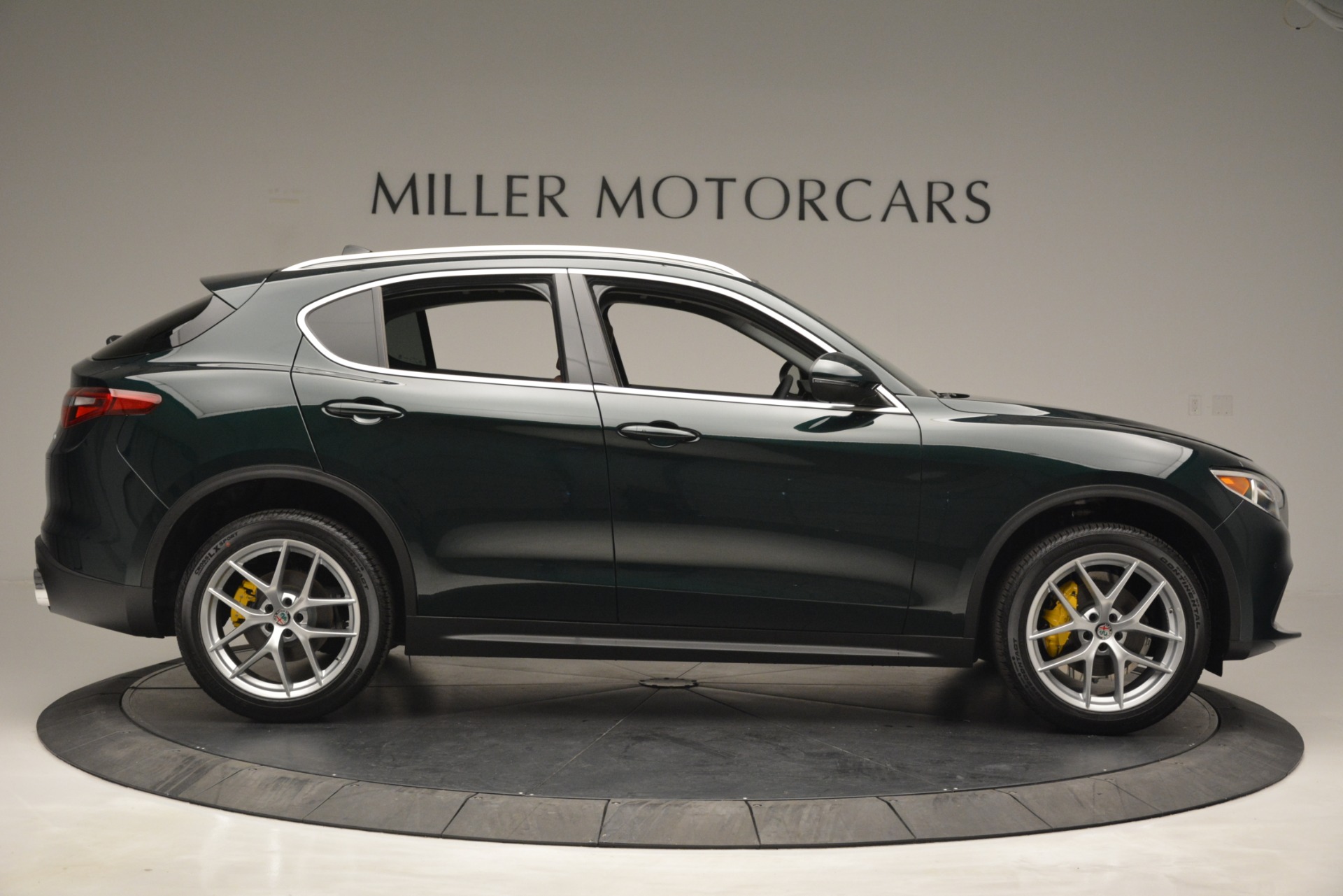 New-2019-Alfa-Romeo-Stelvio-Q4