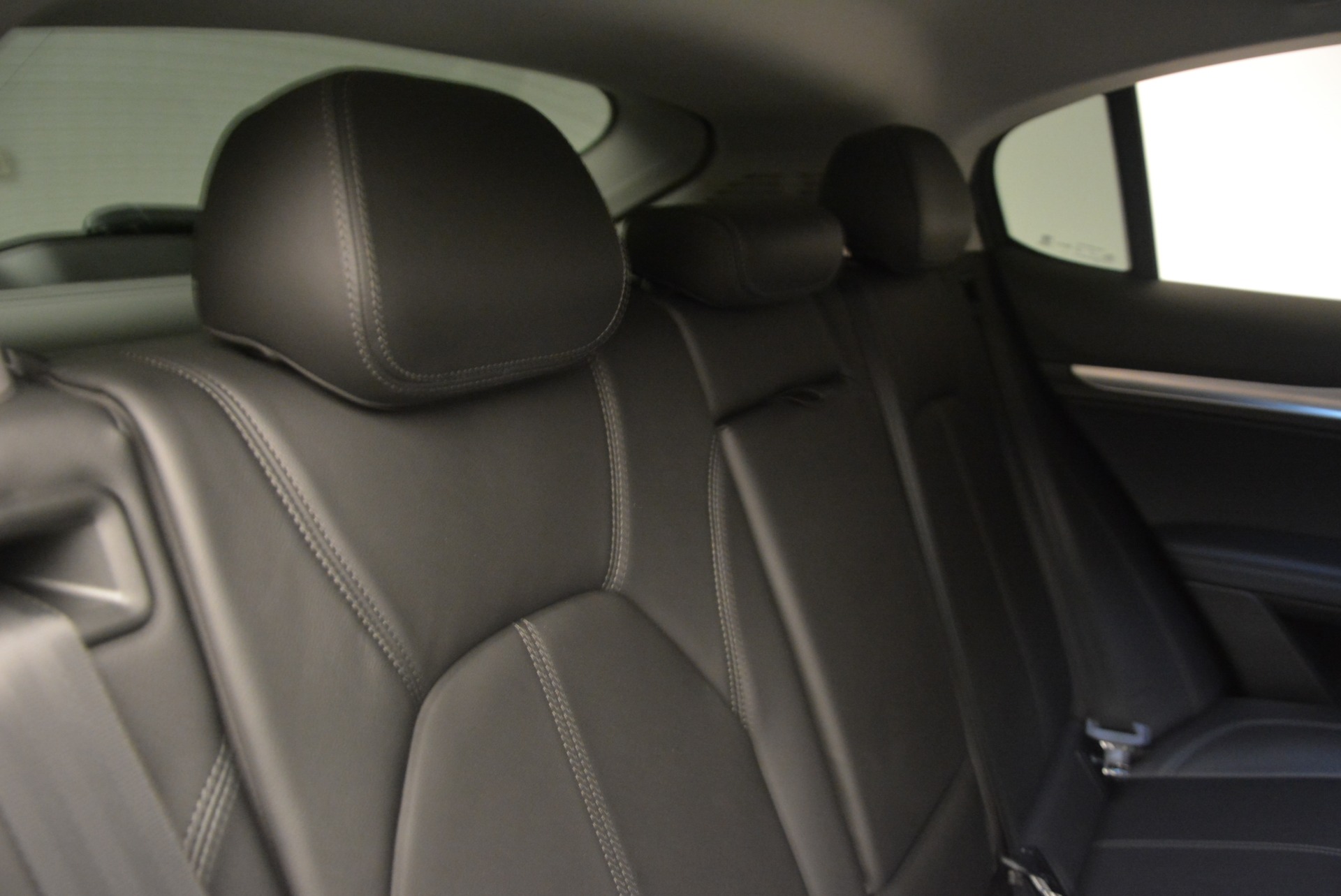 Used-2019-Alfa-Romeo-Stelvio-Sport-Q4