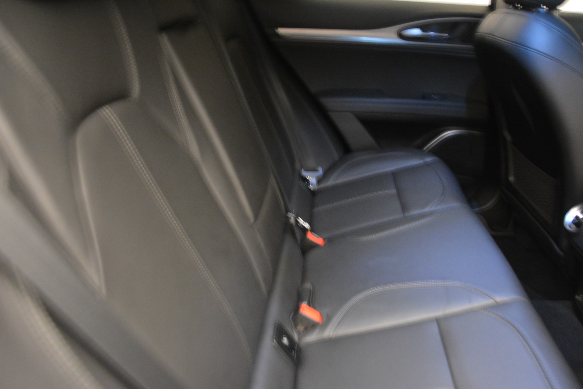 Used-2019-Alfa-Romeo-Stelvio-Sport-Q4