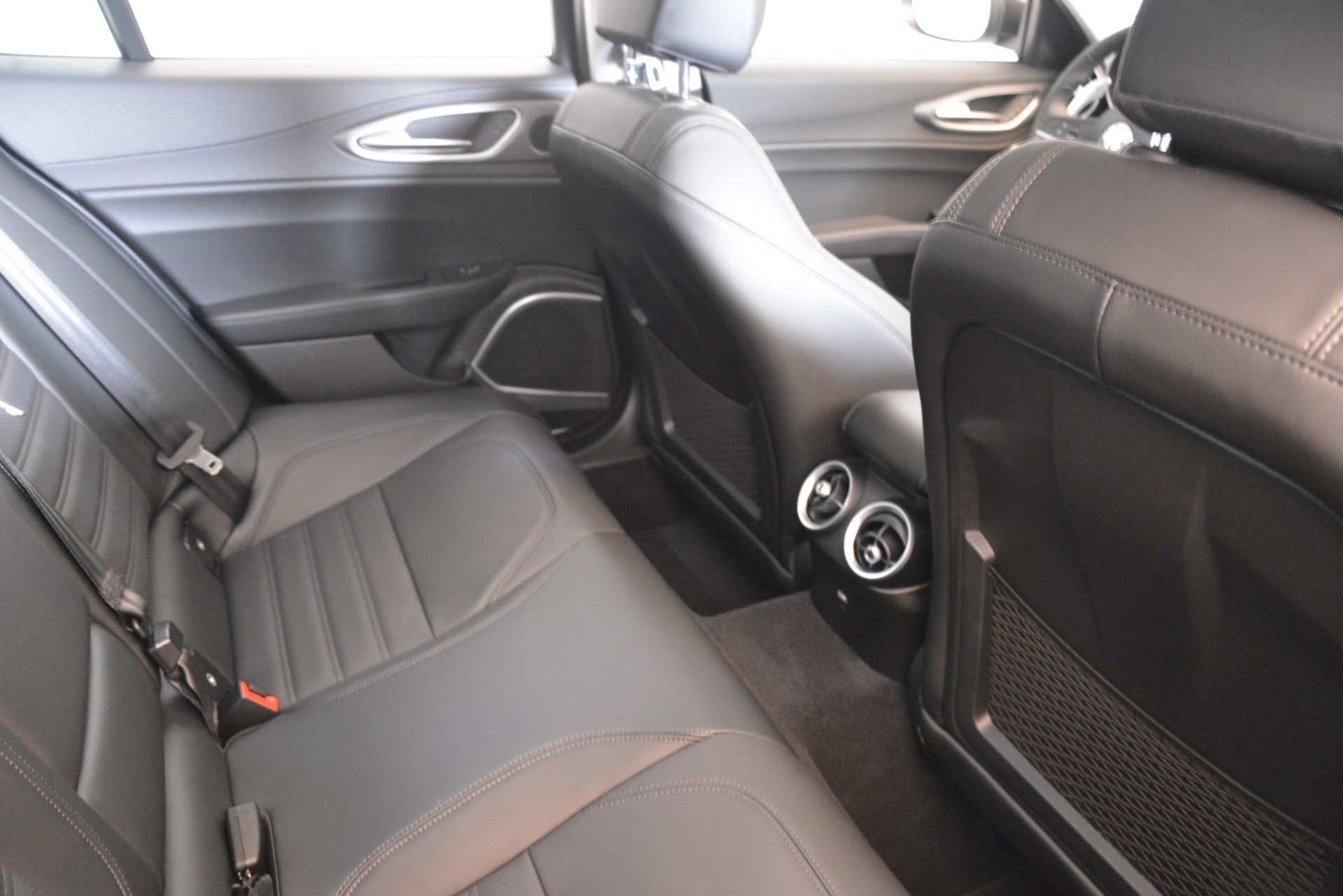 New-2019-Alfa-Romeo-Giulia-Ti-Sport-Q4