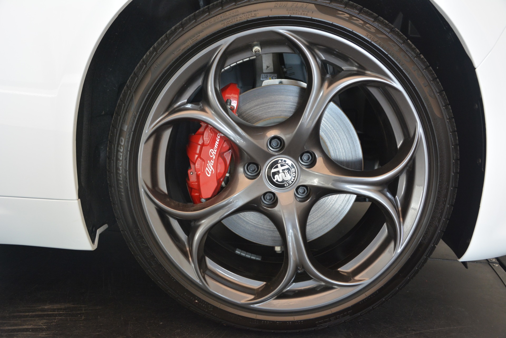 New-2019-Alfa-Romeo-Giulia-Ti-Sport-Q4