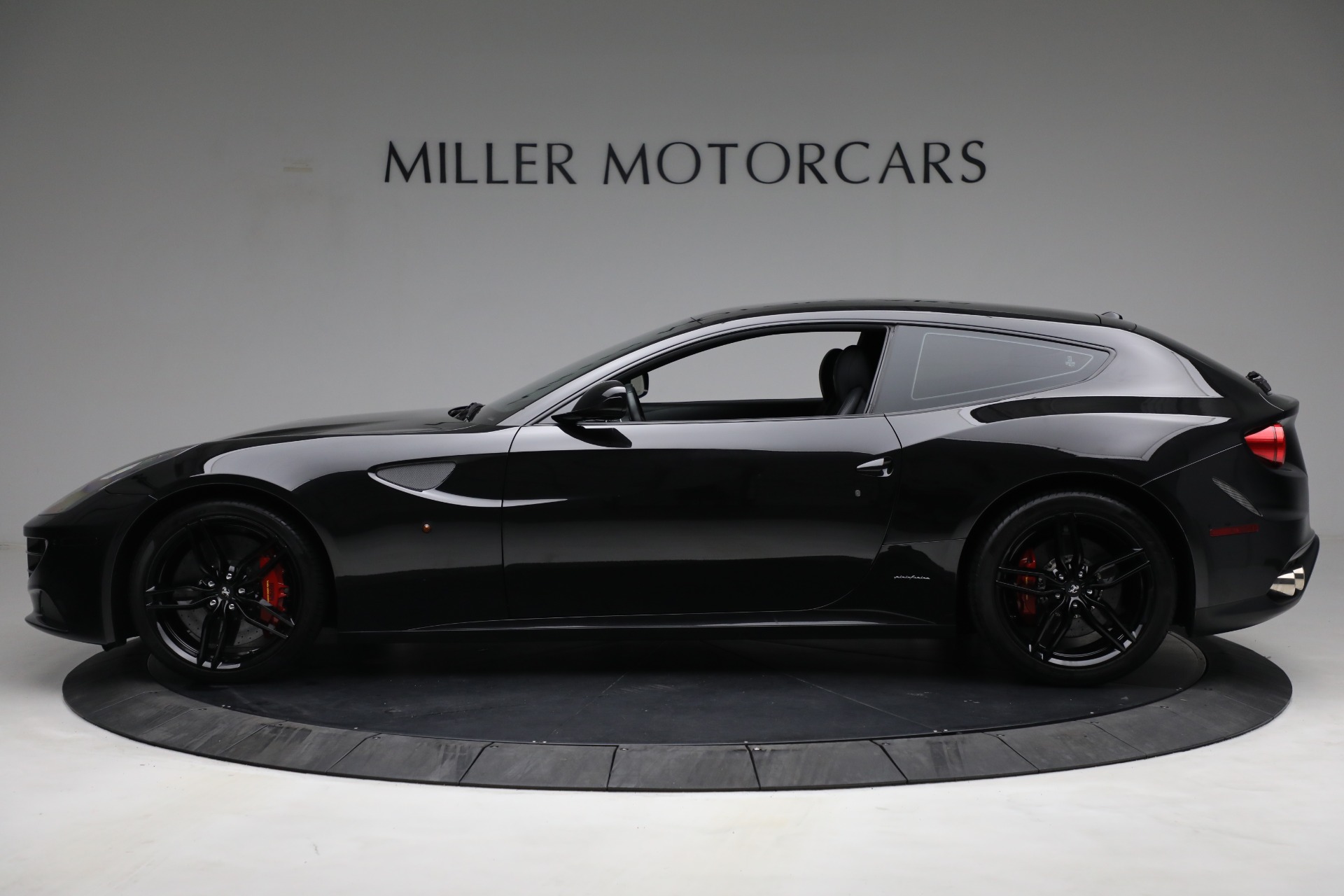 Used-2014-Ferrari-FF