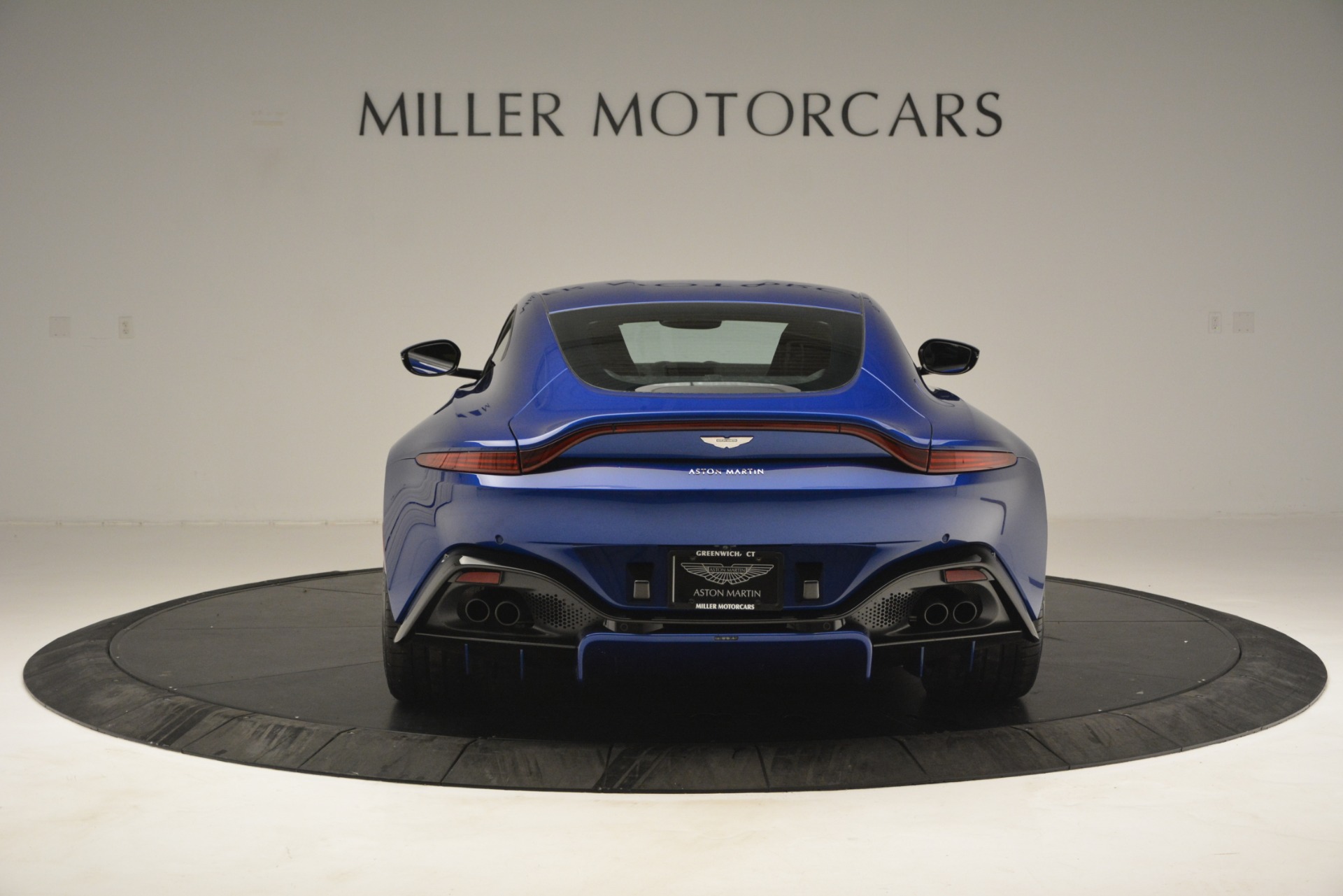 New-2019-Aston-Martin-Vantage