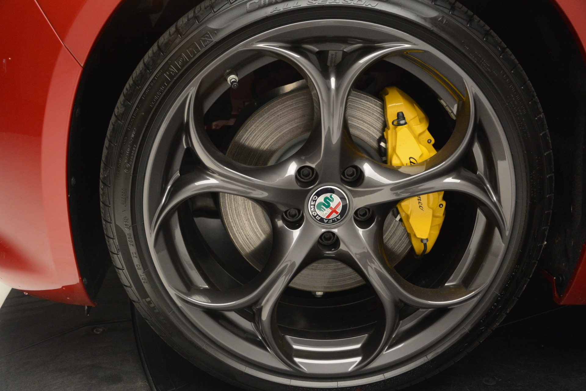 New-2019-Alfa-Romeo-Giulia-Ti-Sport-Q4