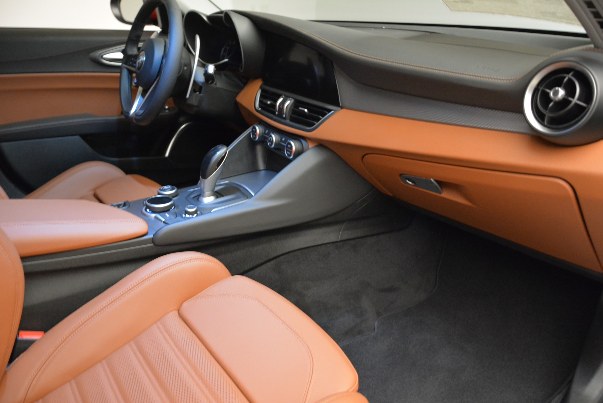 New-2019-Alfa-Romeo-Giulia-Ti-Sport-Q4