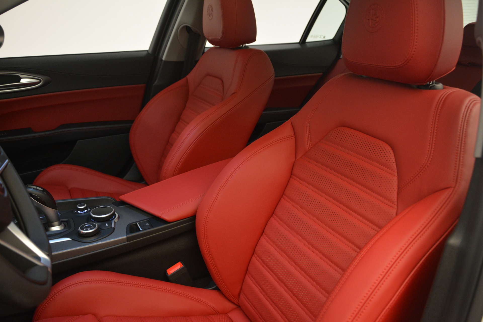 New-2019-Alfa-Romeo-Giulia-Ti-Sport-Q4