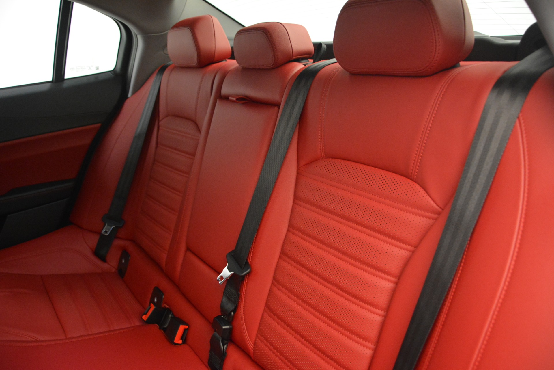 New-2019-Alfa-Romeo-Giulia-Ti-Sport-Q4