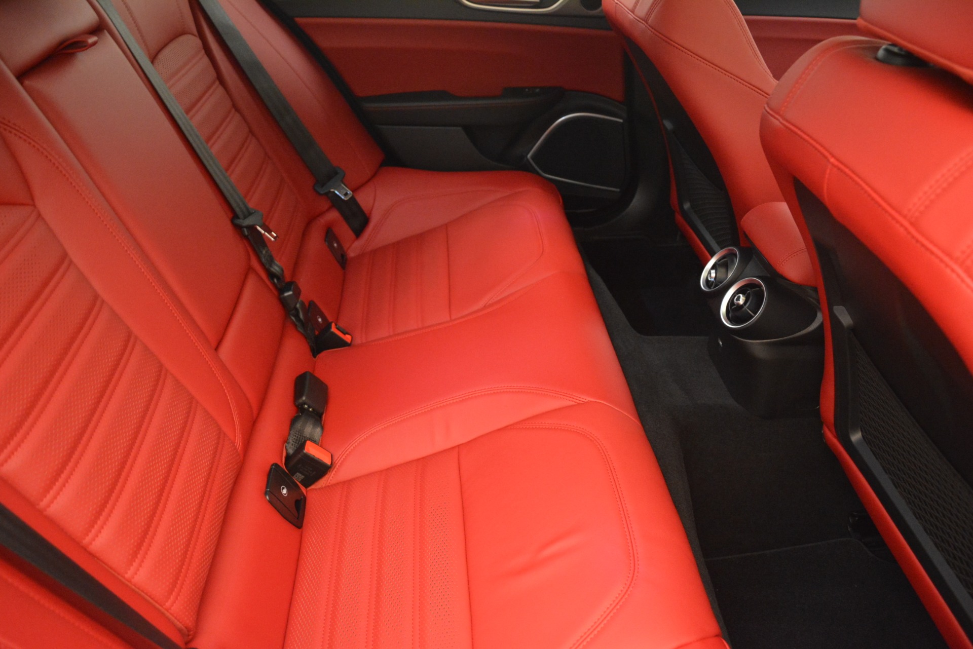 New-2019-Alfa-Romeo-Giulia-Ti-Sport-Q4