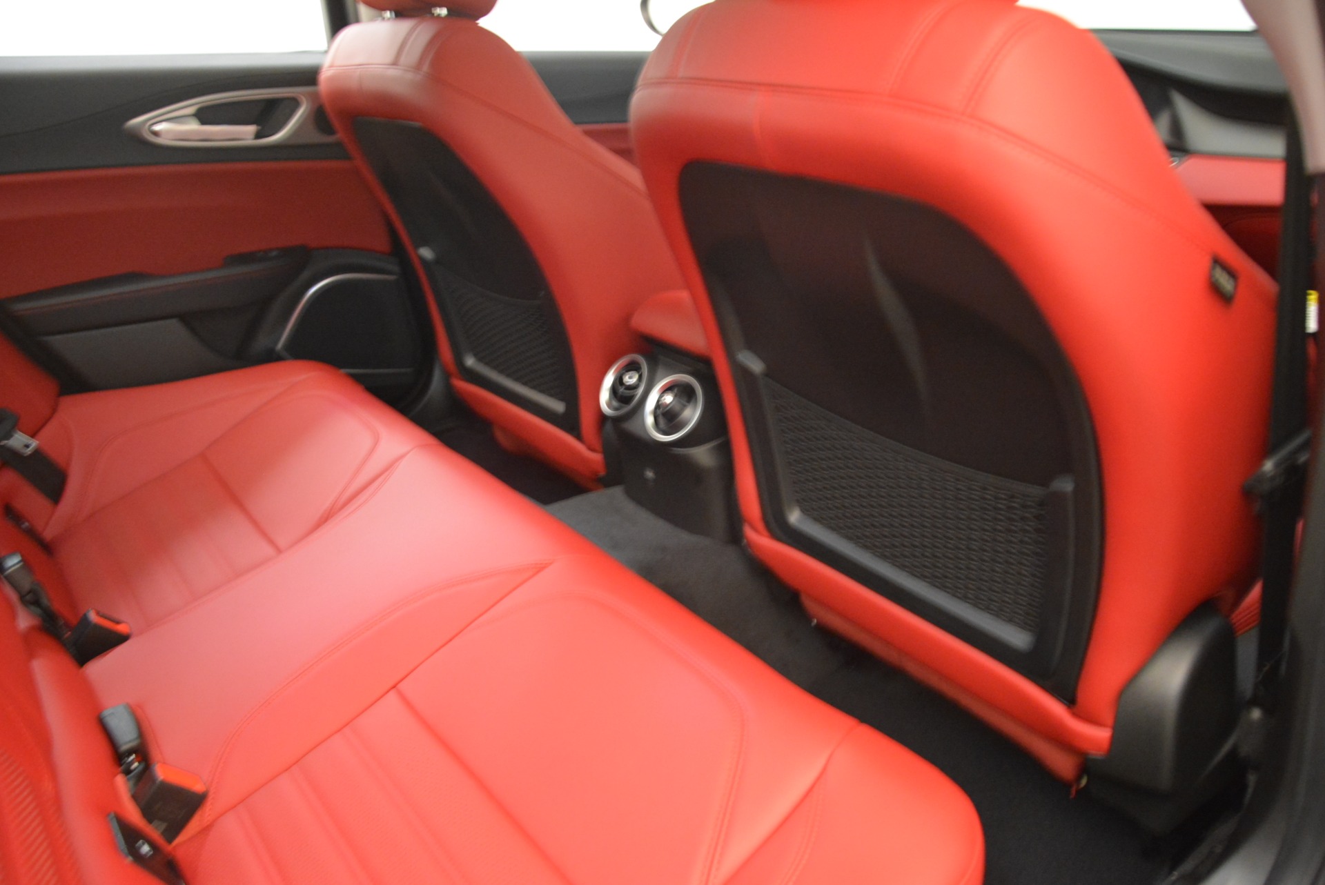 New-2019-Alfa-Romeo-Giulia-Ti-Sport-Q4