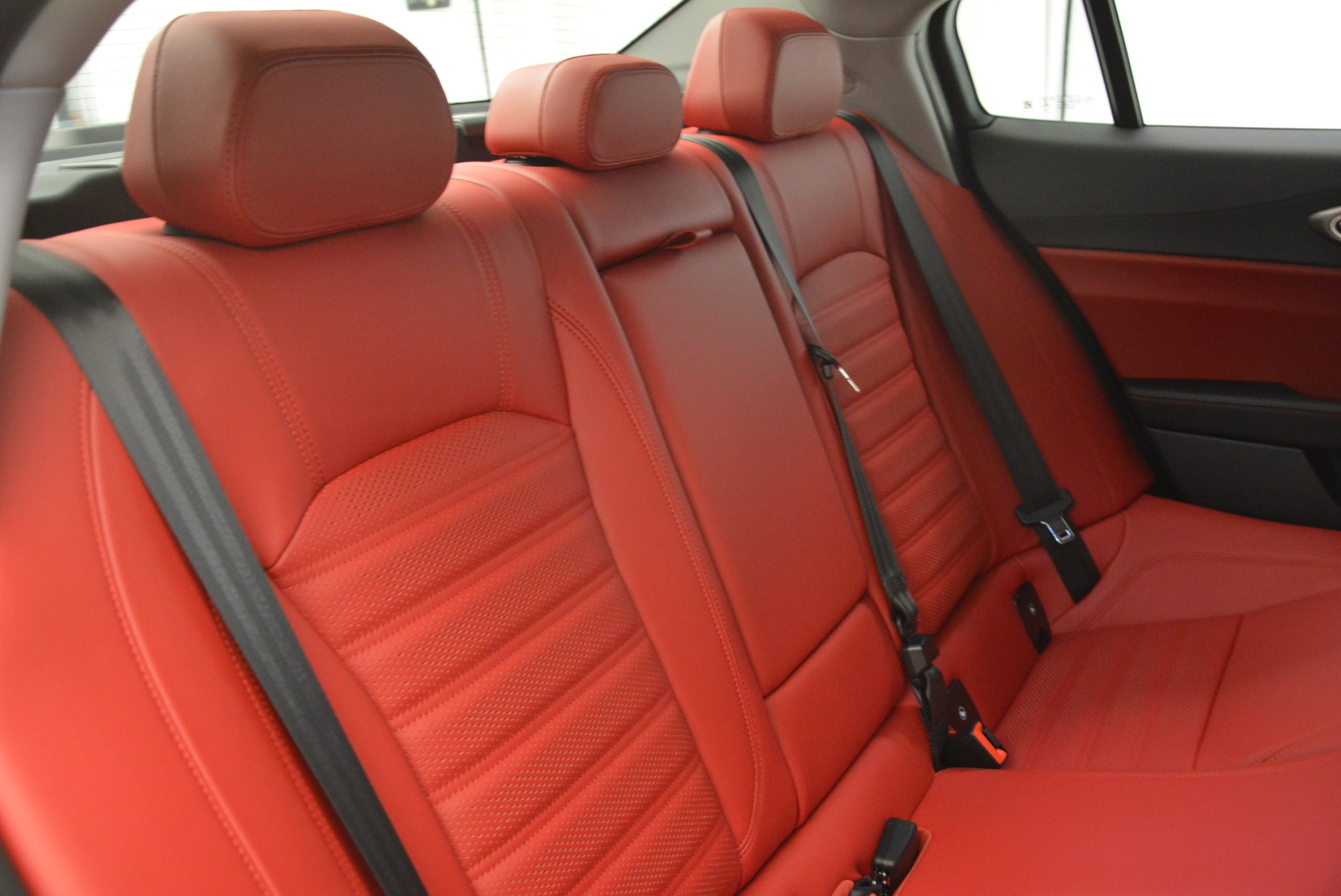 New-2019-Alfa-Romeo-Giulia-Ti-Sport-Q4