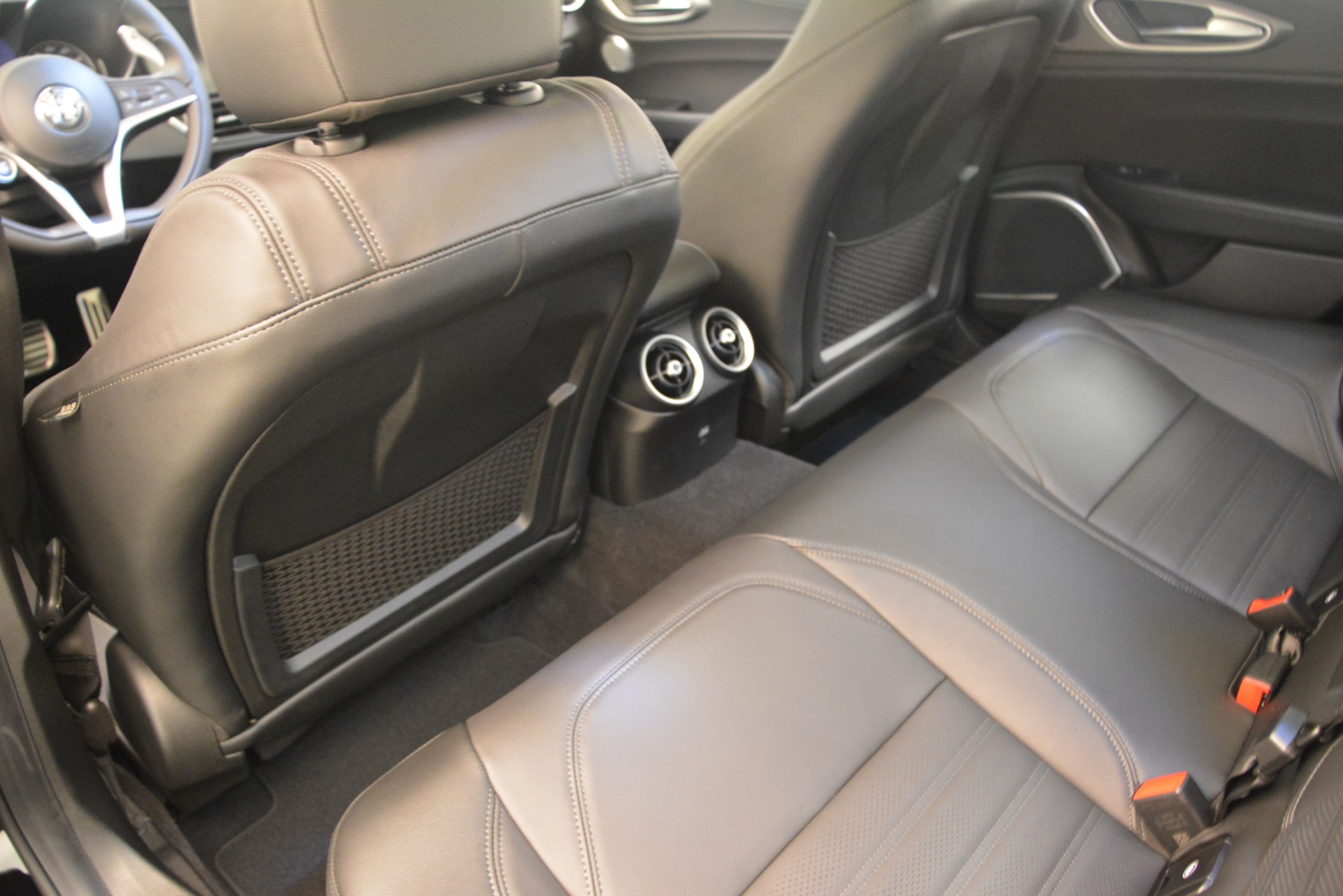 New-2019-Alfa-Romeo-Giulia-Ti-Sport-Q4