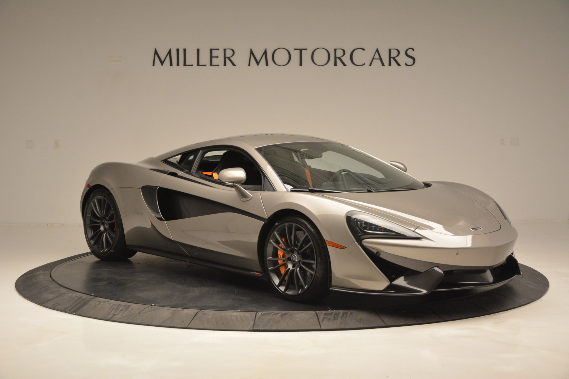 Used-2017-McLaren-570S-Coupe