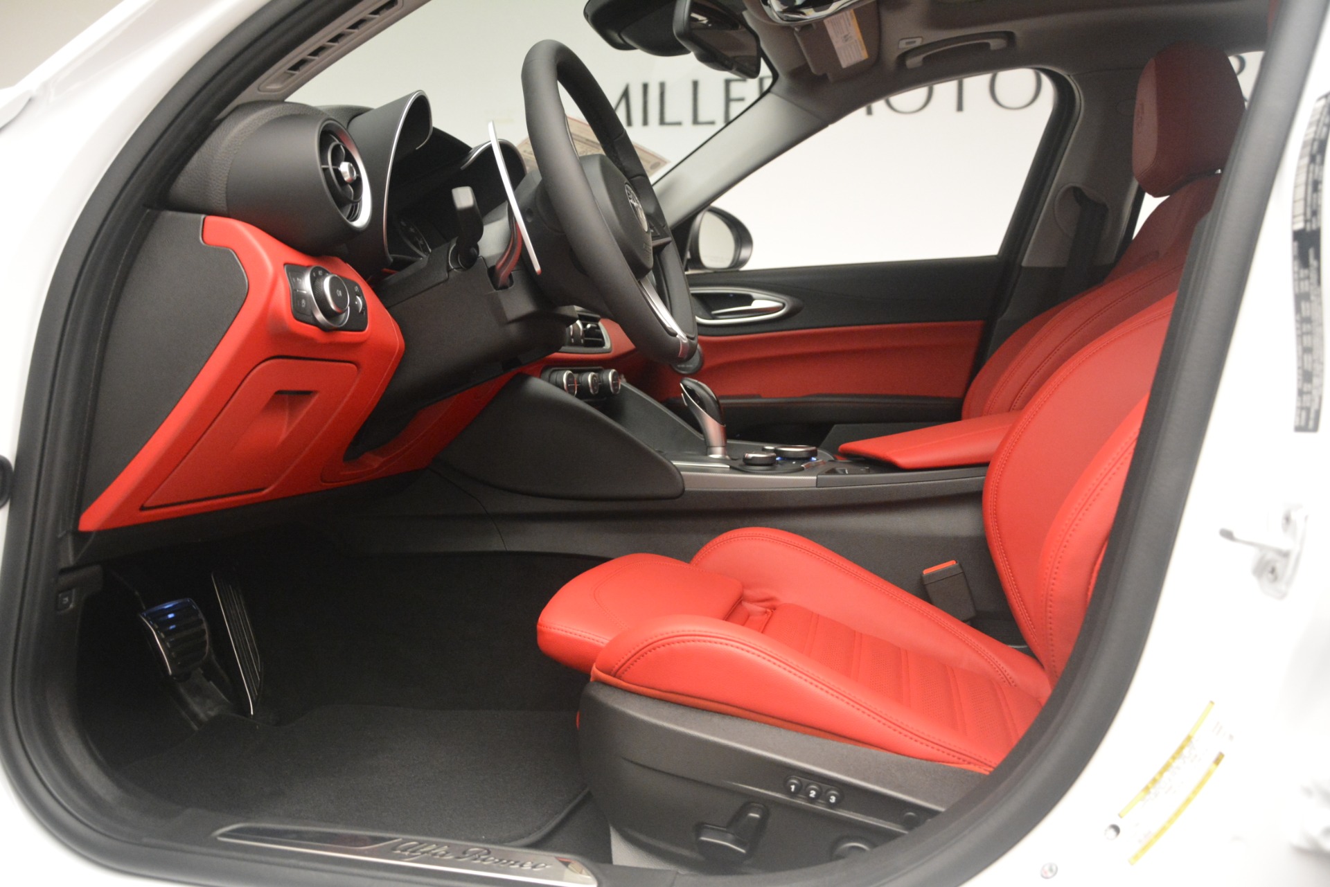 New-2019-Alfa-Romeo-Giulia-Ti-Sport-Q4