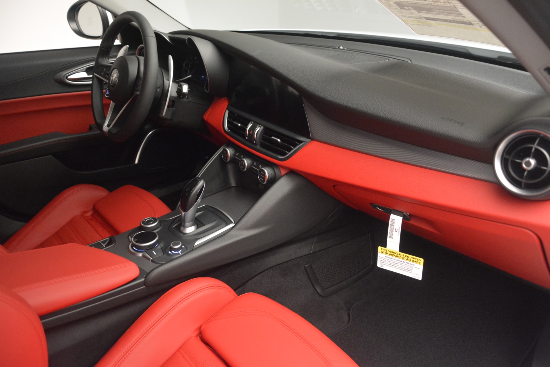 New-2019-Alfa-Romeo-Giulia-Ti-Sport-Q4