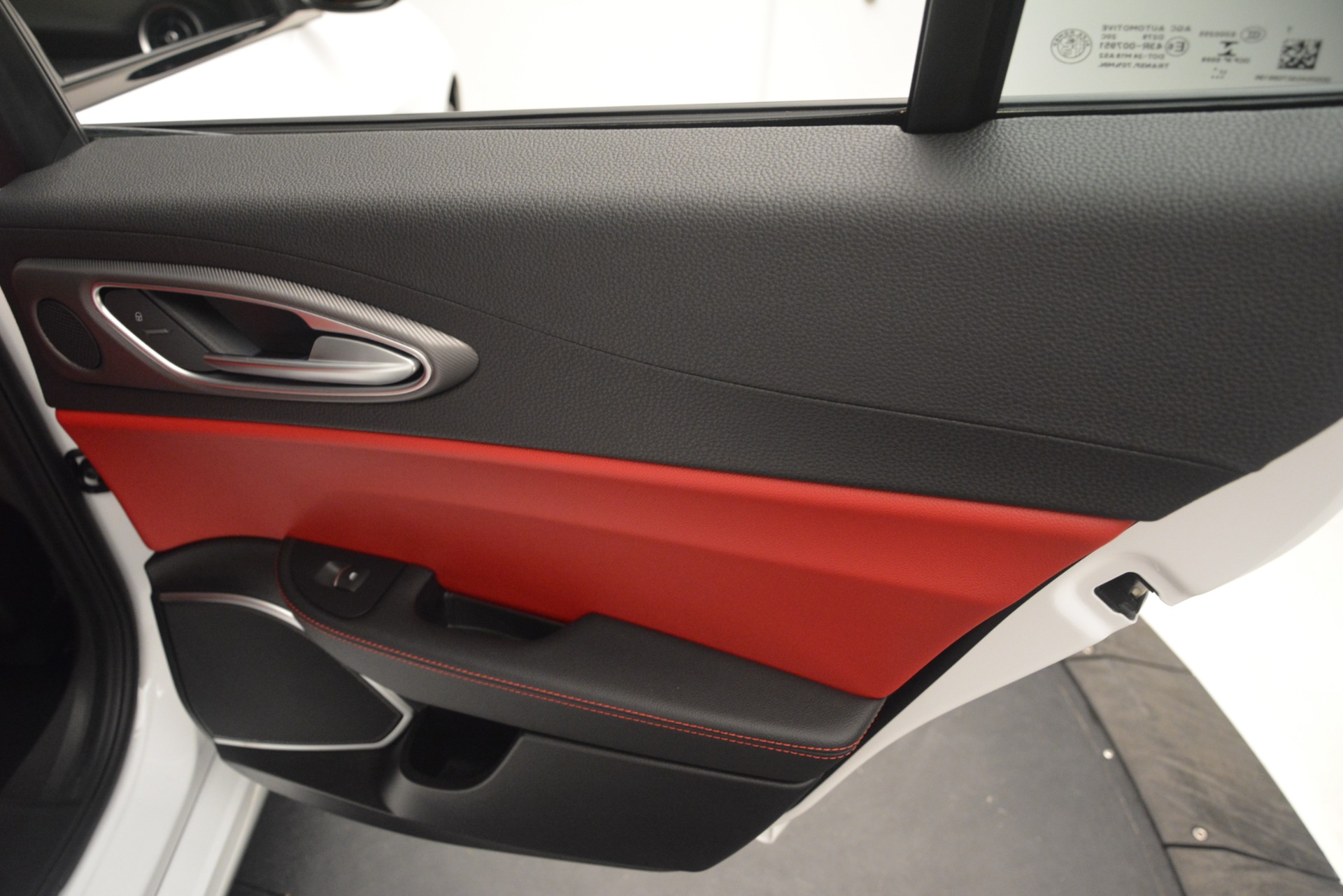 New-2019-Alfa-Romeo-Giulia-Ti-Sport-Q4