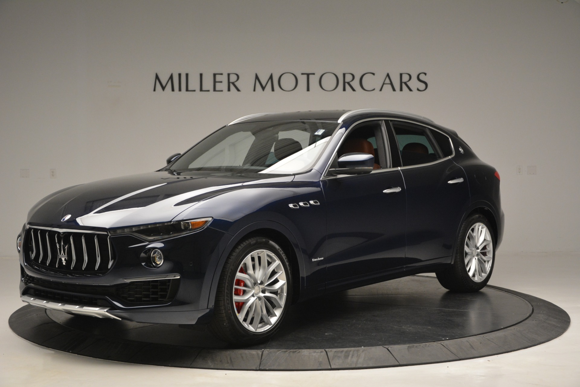 New-2019-Maserati-Levante-S-Q4-GranLusso