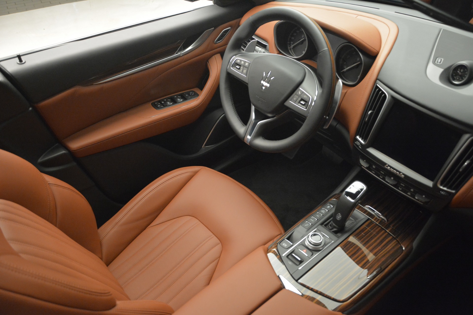 New-2019-Maserati-Levante-S-Q4-GranLusso