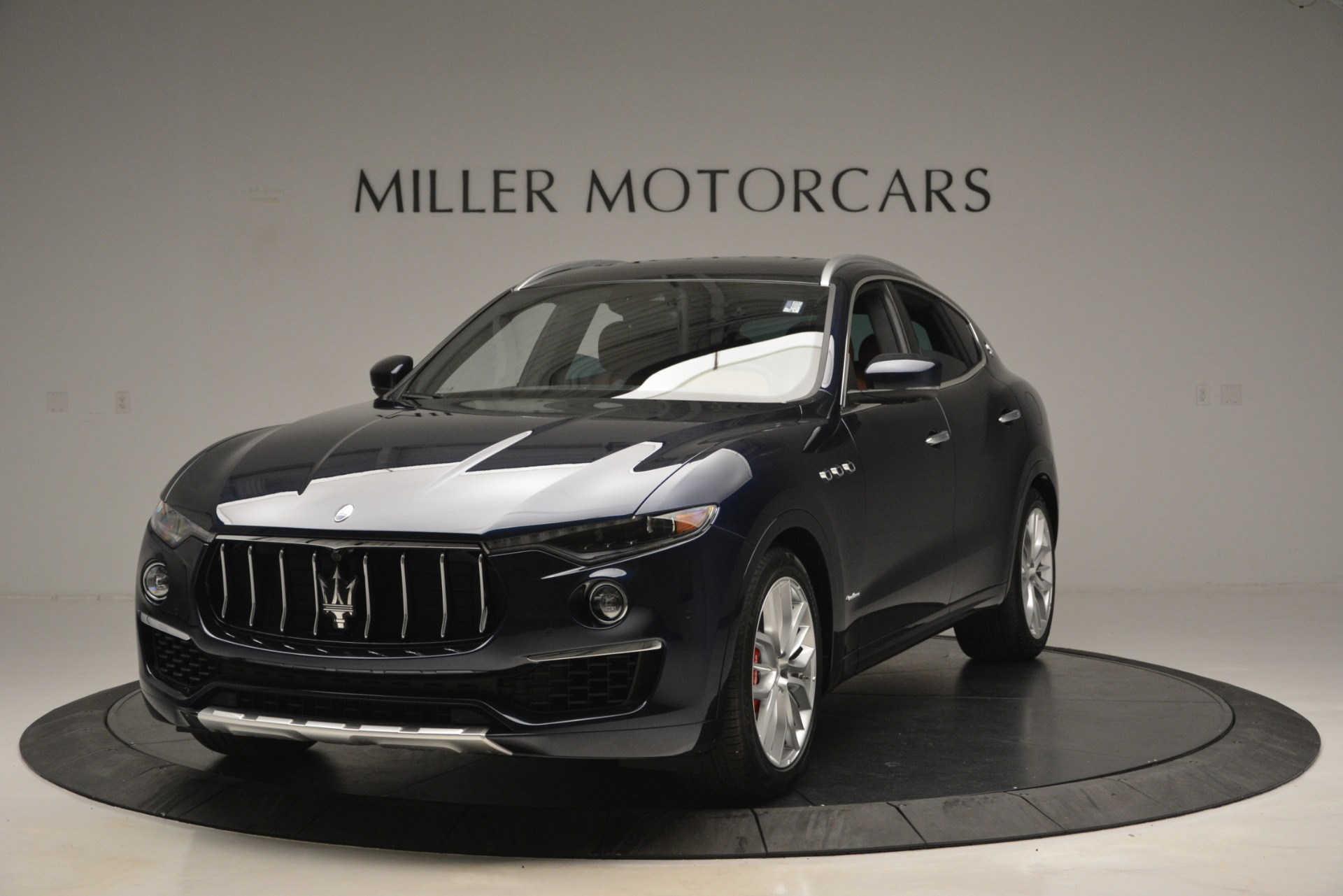 New-2019-Maserati-Levante-S-Q4-GranLusso