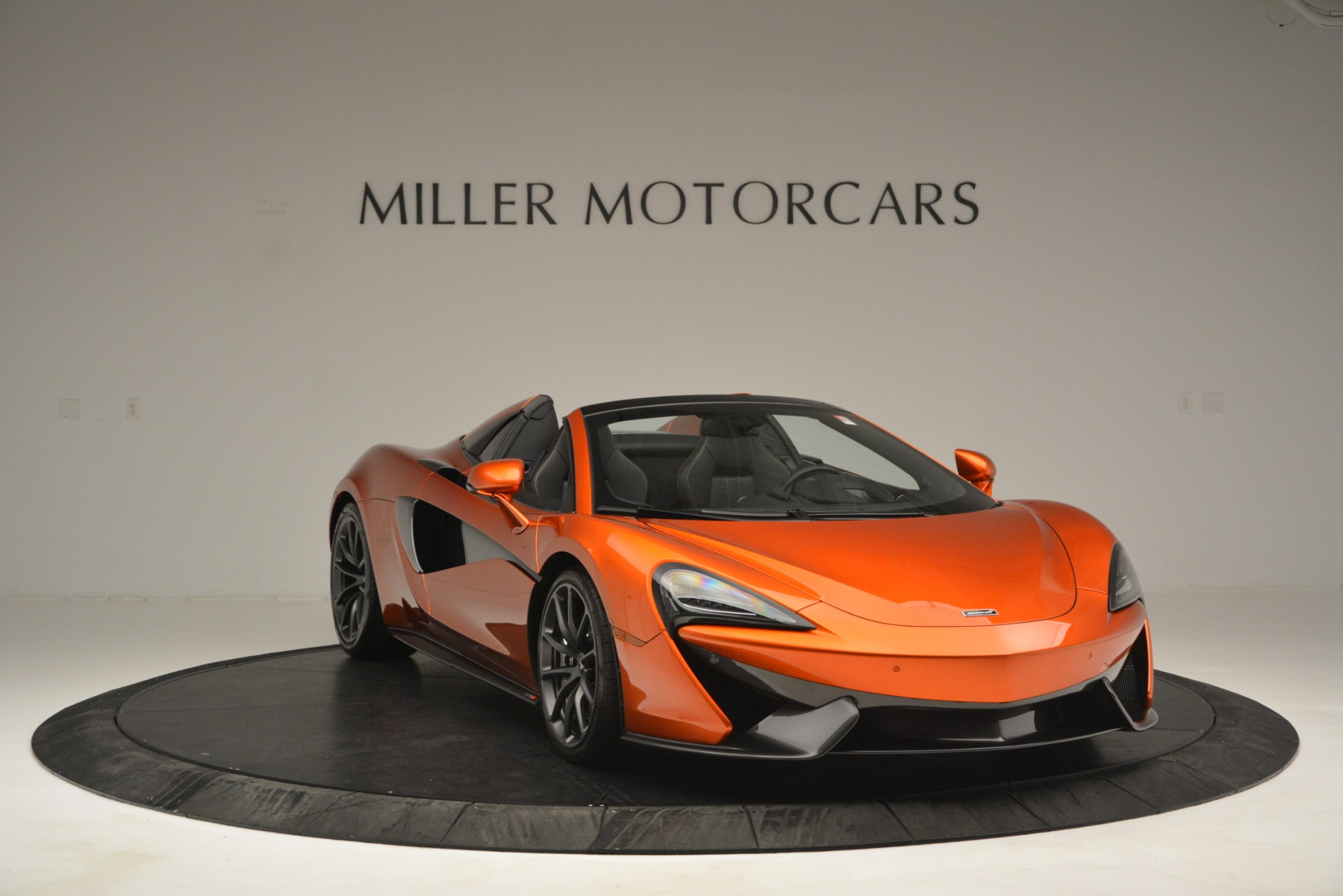 New-2019-McLaren-570S-Spider-Convertible