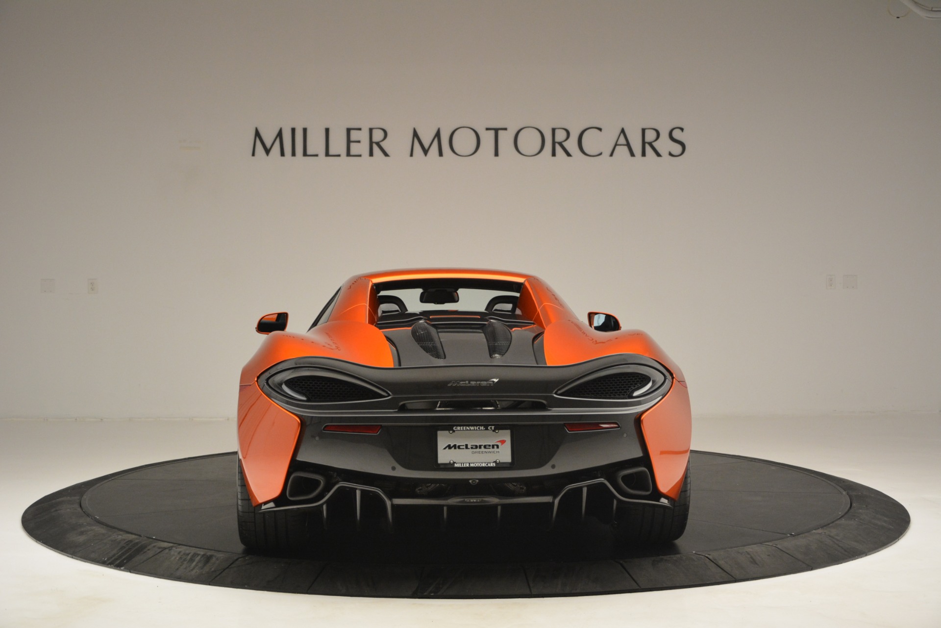 New-2019-McLaren-570S-Spider-Convertible