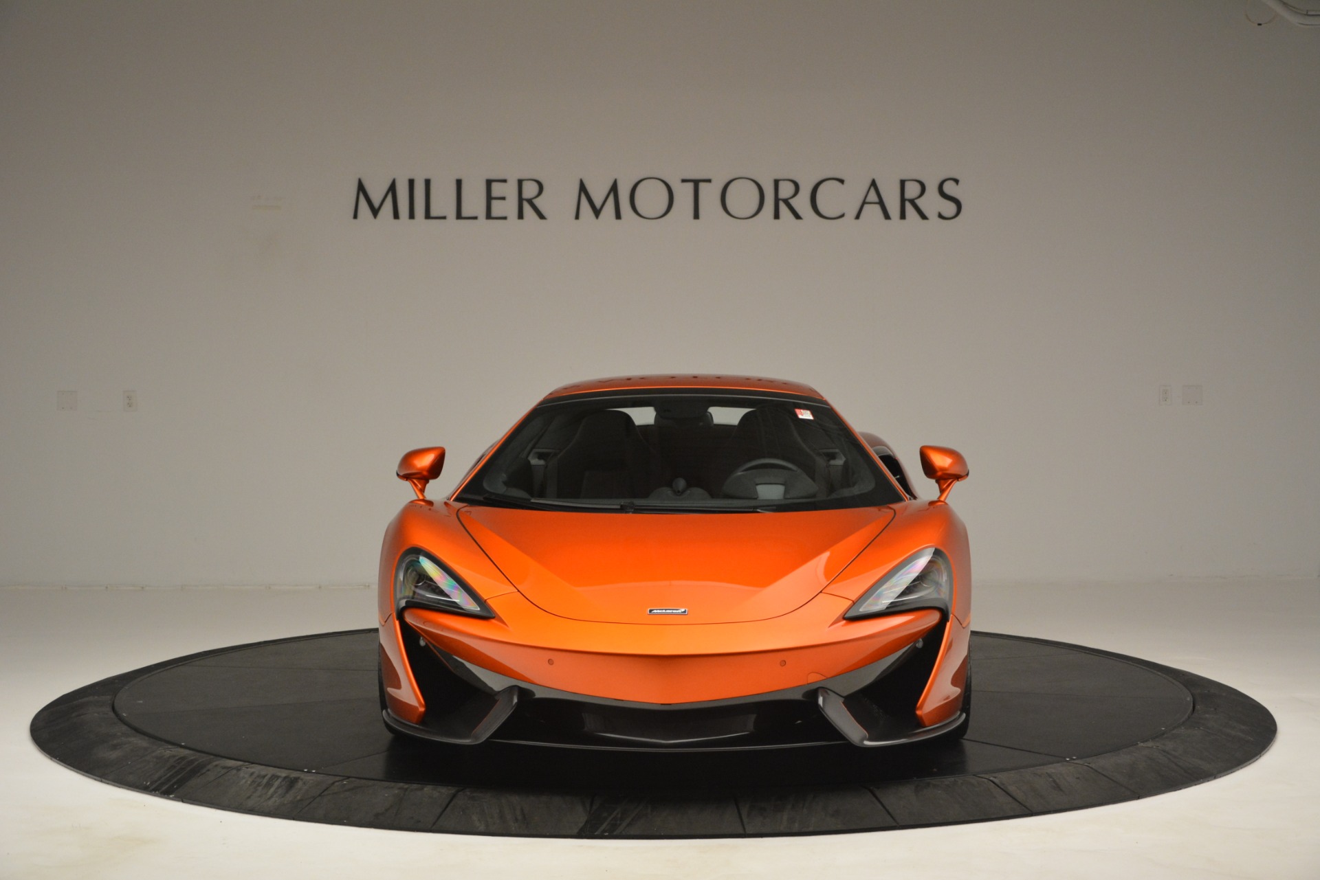 New-2019-McLaren-570S-Spider-Convertible