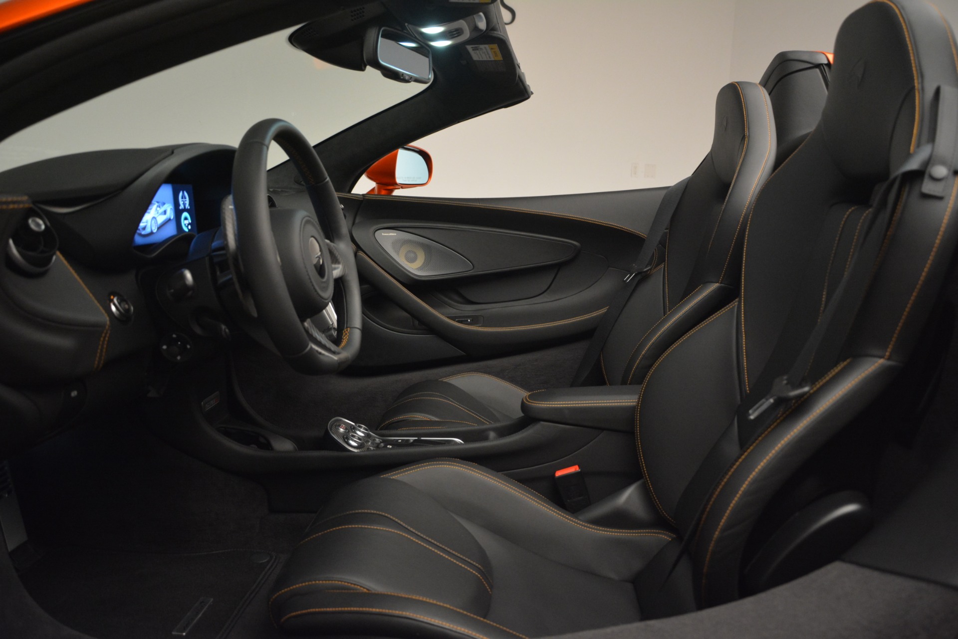 New-2019-McLaren-570S-Spider-Convertible