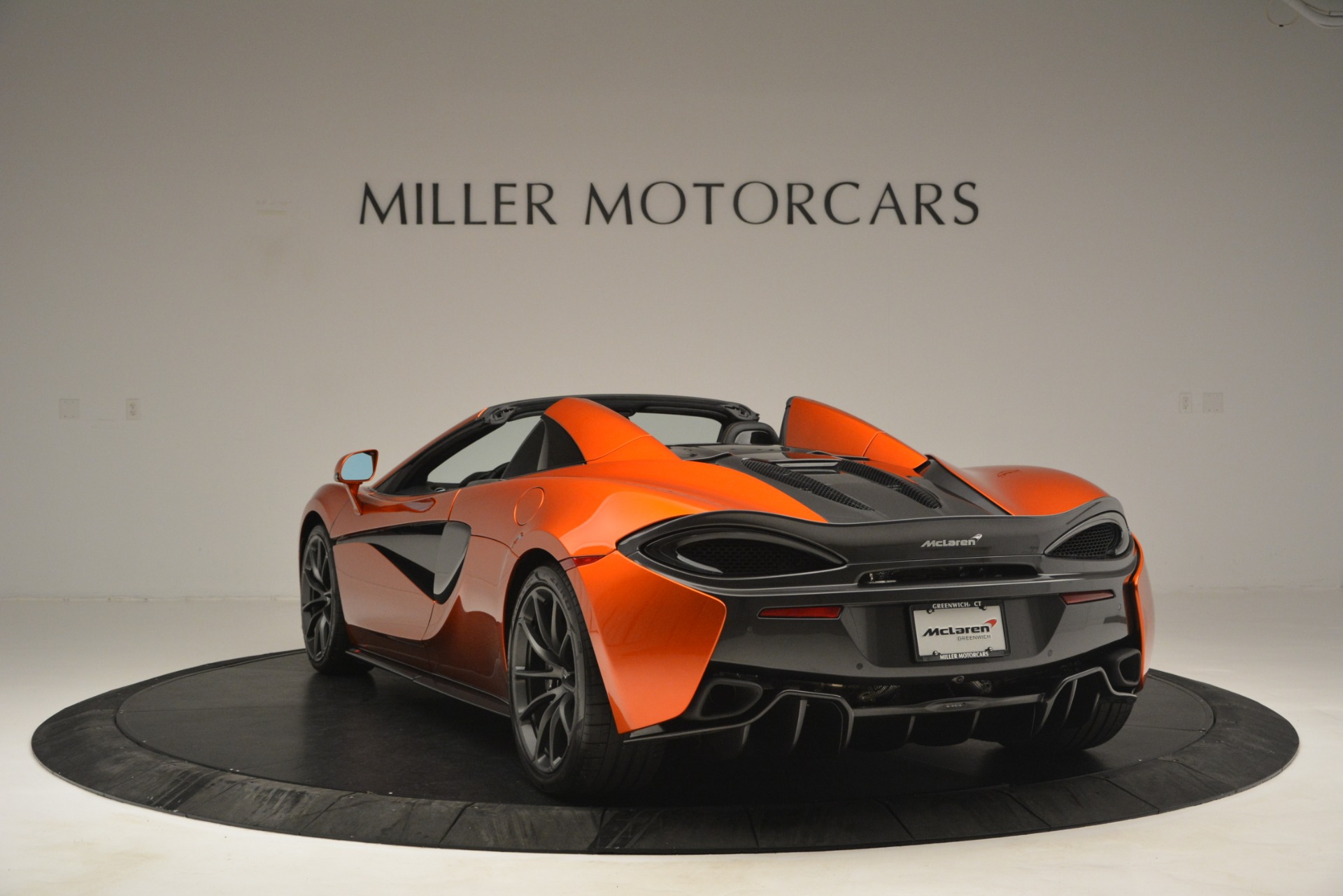 New-2019-McLaren-570S-Spider-Convertible