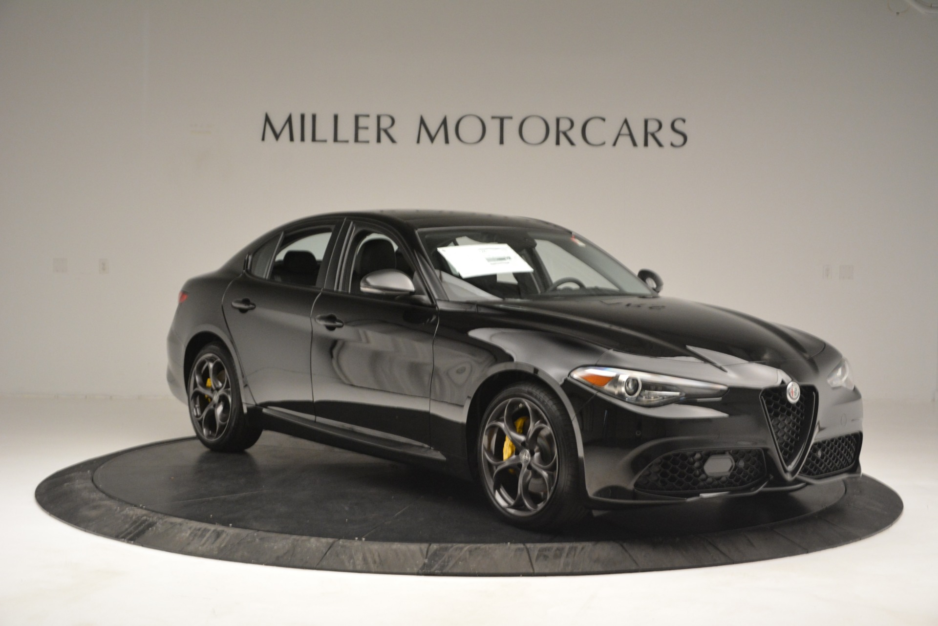 New-2019-Alfa-Romeo-Giulia-Sport-Q4