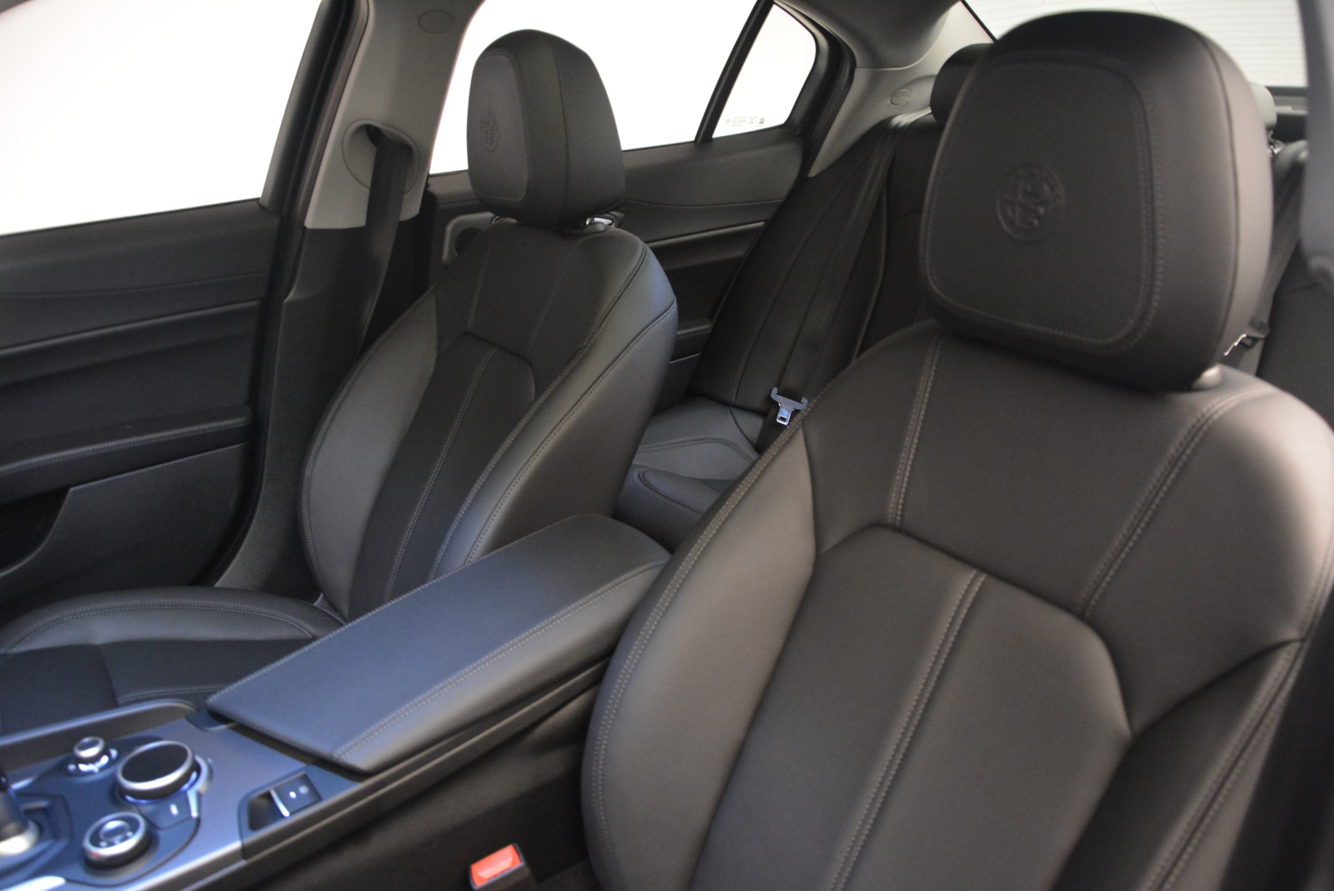 New-2019-Alfa-Romeo-Giulia-Sport-Q4