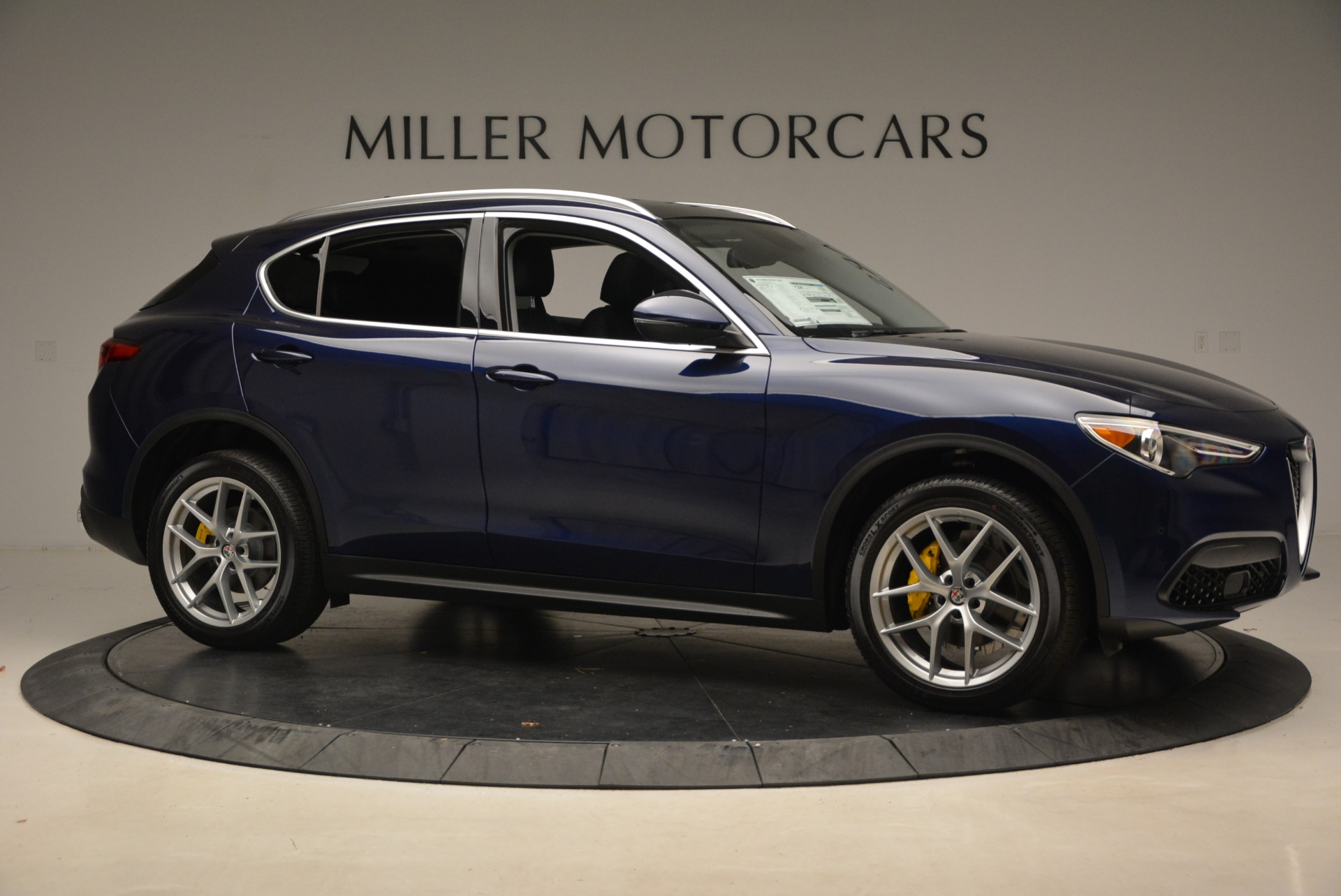 New-2019-Alfa-Romeo-Stelvio-Ti-Q4