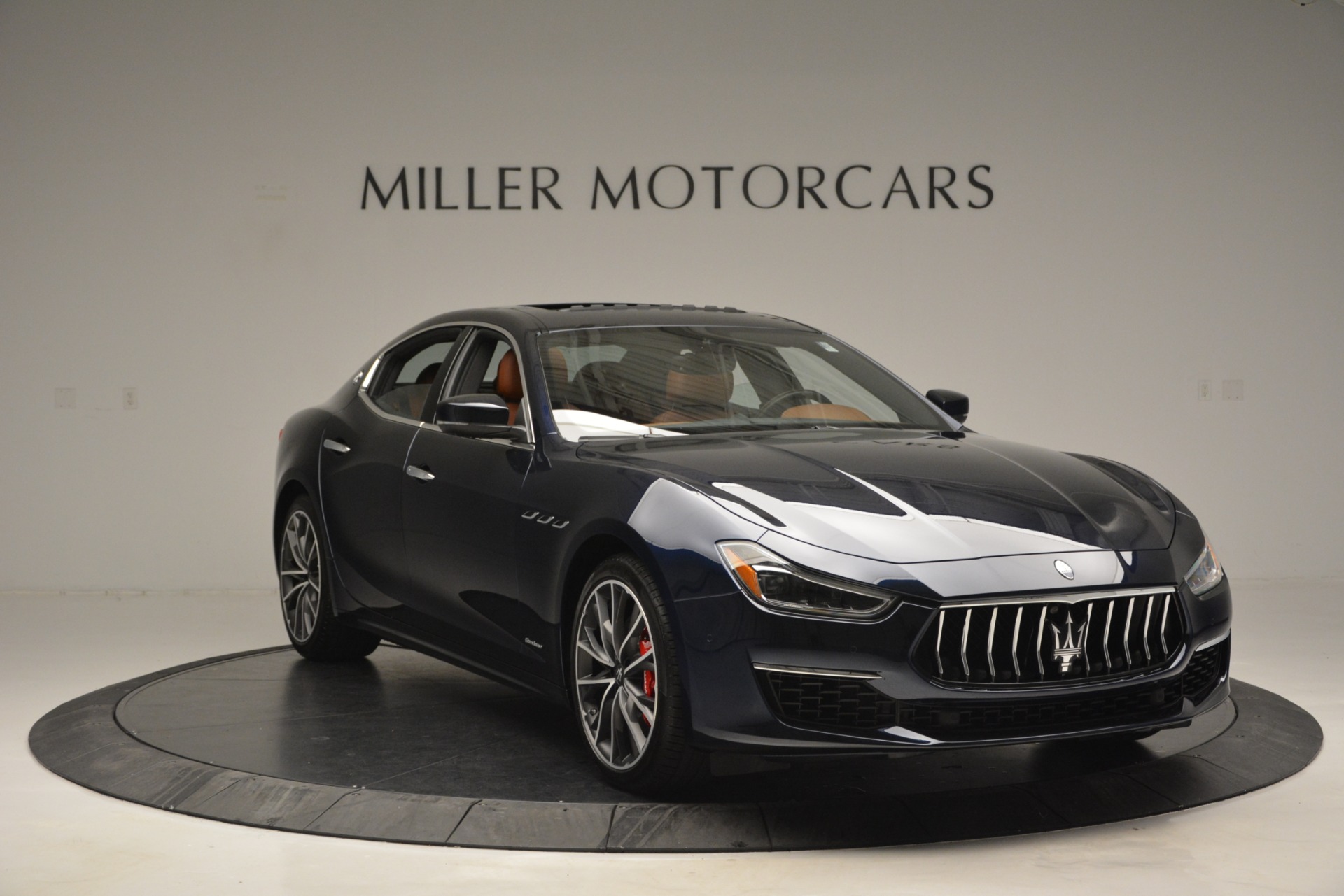 New-2019-Maserati-Ghibli-S-Q4-GranLusso