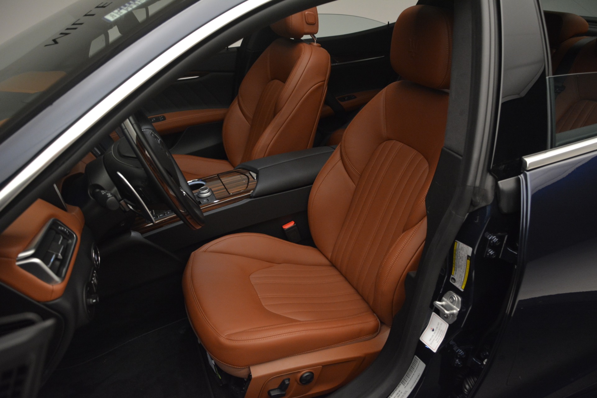 New-2019-Maserati-Ghibli-S-Q4-GranLusso