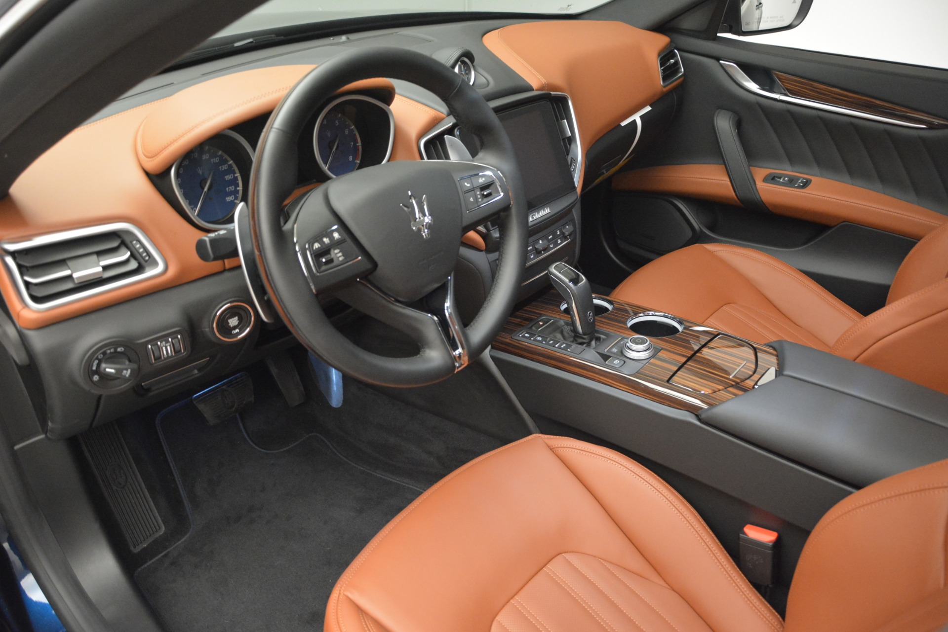 New-2019-Maserati-Ghibli-S-Q4-GranLusso