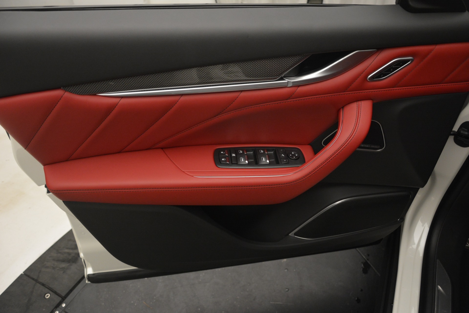 New-2019-Maserati-Levante-GTS