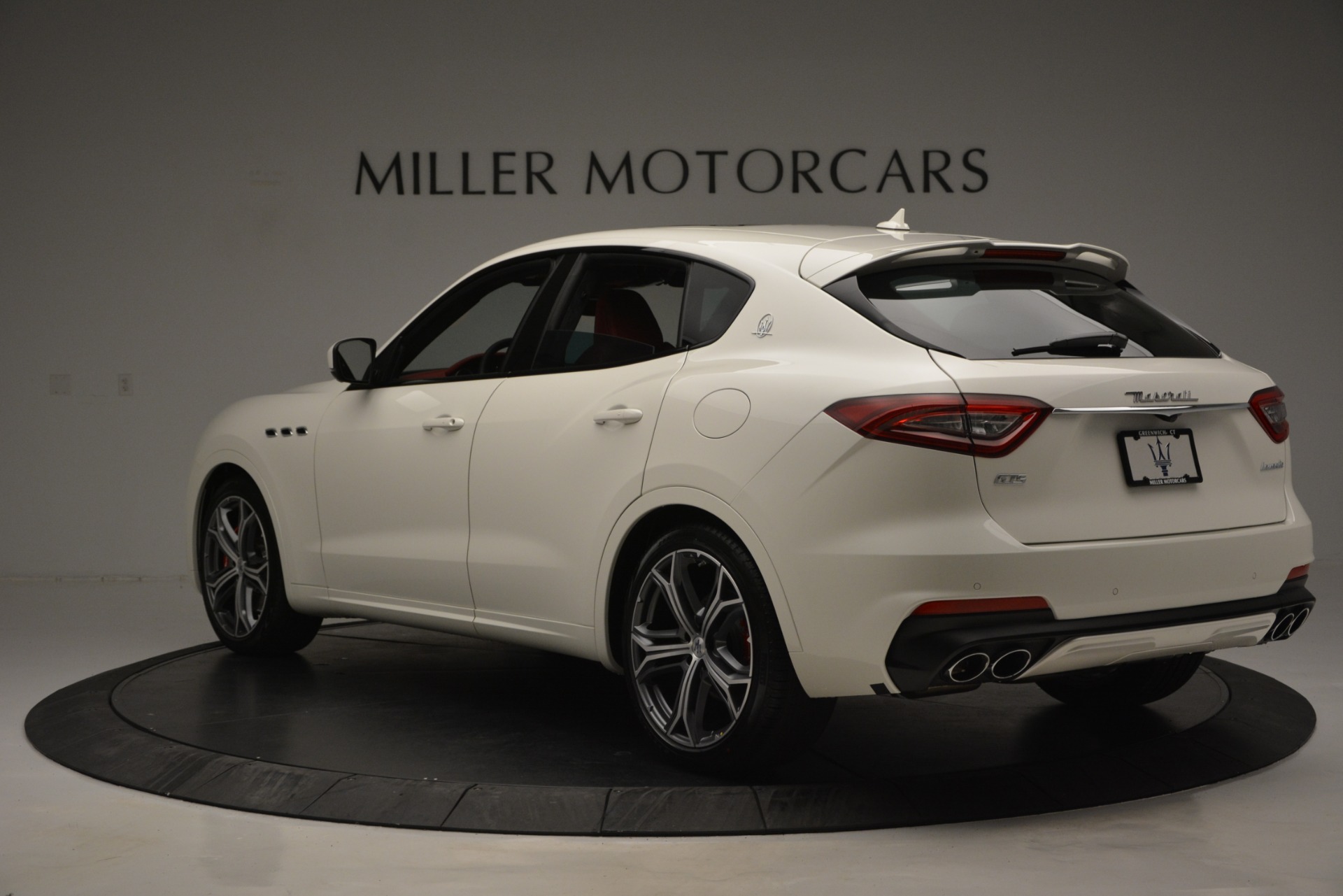 New-2019-Maserati-Levante-GTS