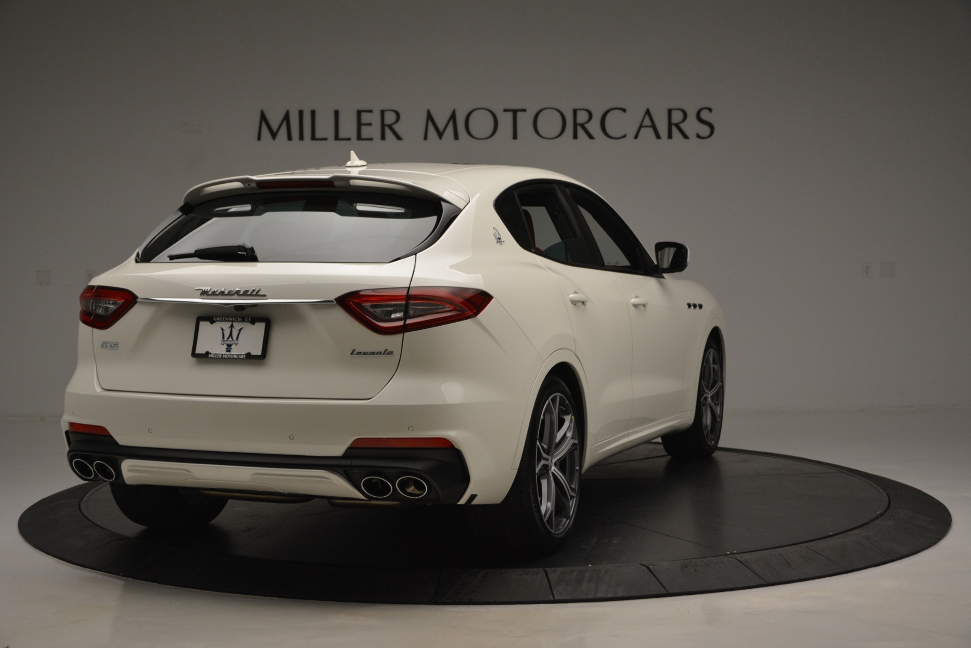 New-2019-Maserati-Levante-GTS