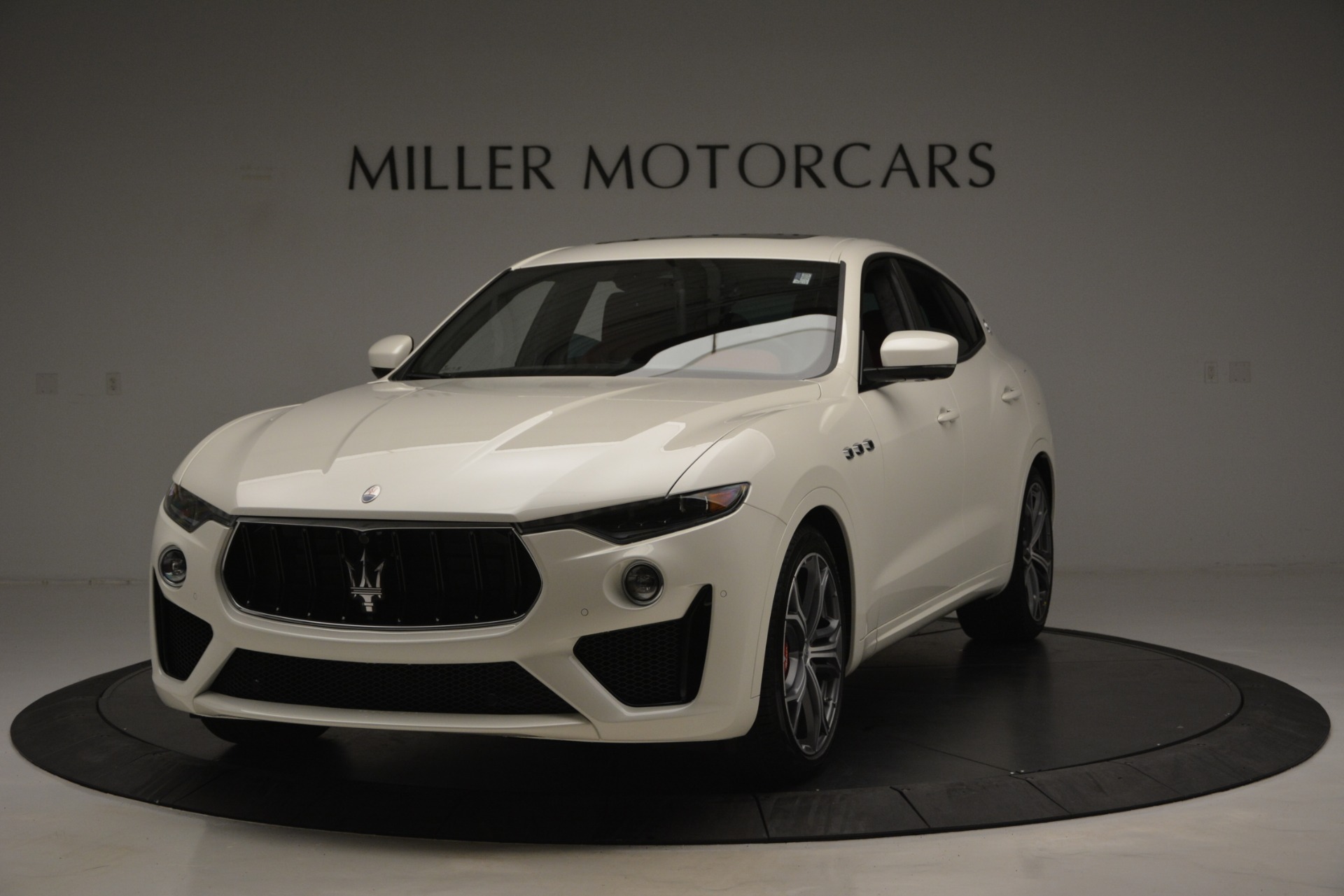 New-2019-Maserati-Levante-GTS
