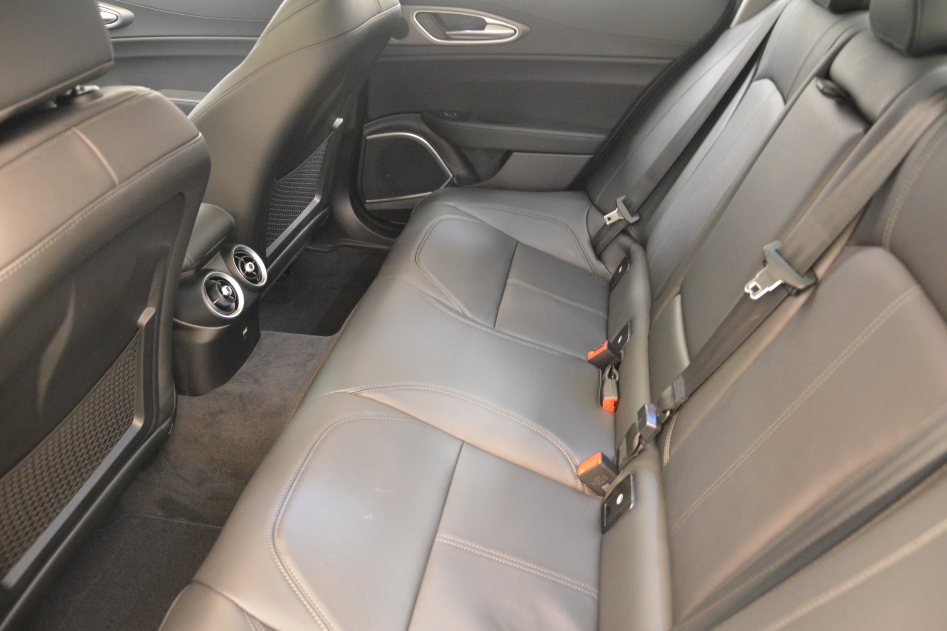 New-2019-Alfa-Romeo-Giulia-Sport-Q4