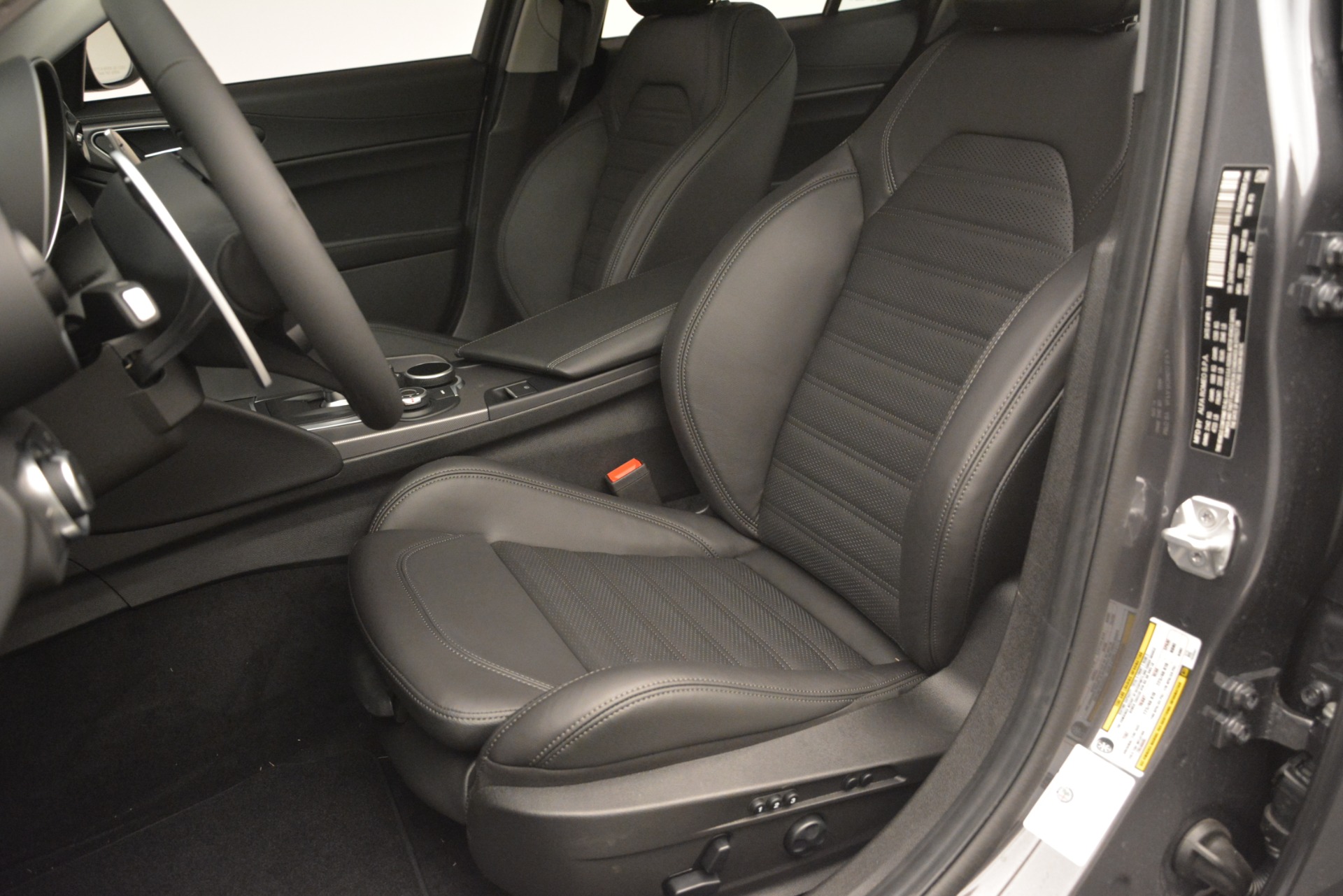 New-2019-Alfa-Romeo-Giulia-Ti-Sport-Q4